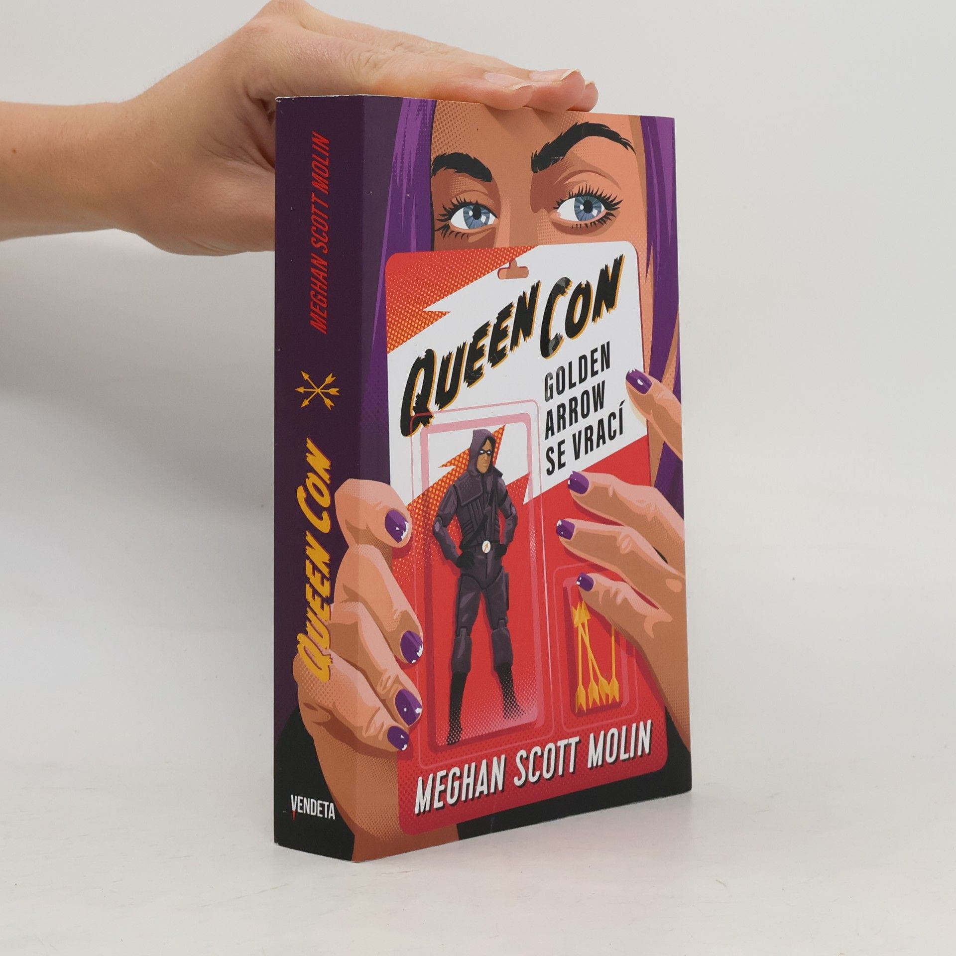 Meghan Scott Molin Queen con : zločiny podle komiksu
