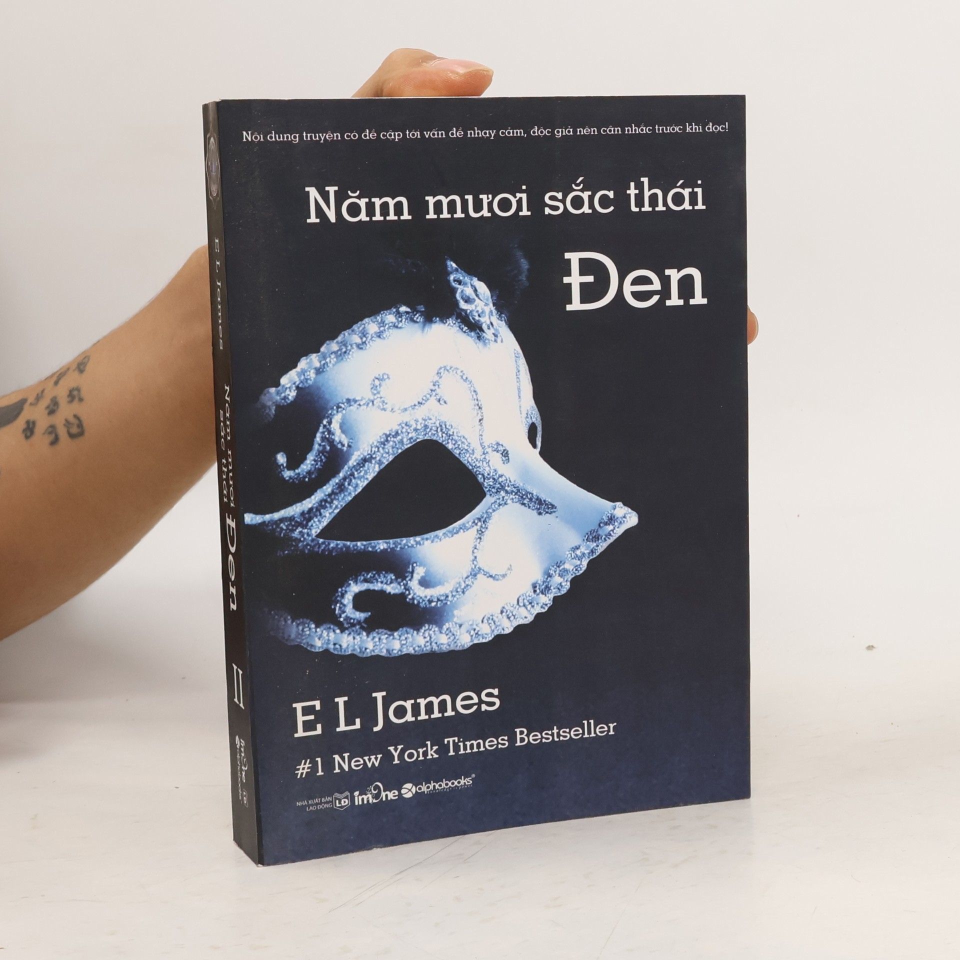 E. L. James Năm mươi sắc thái – Tự do
