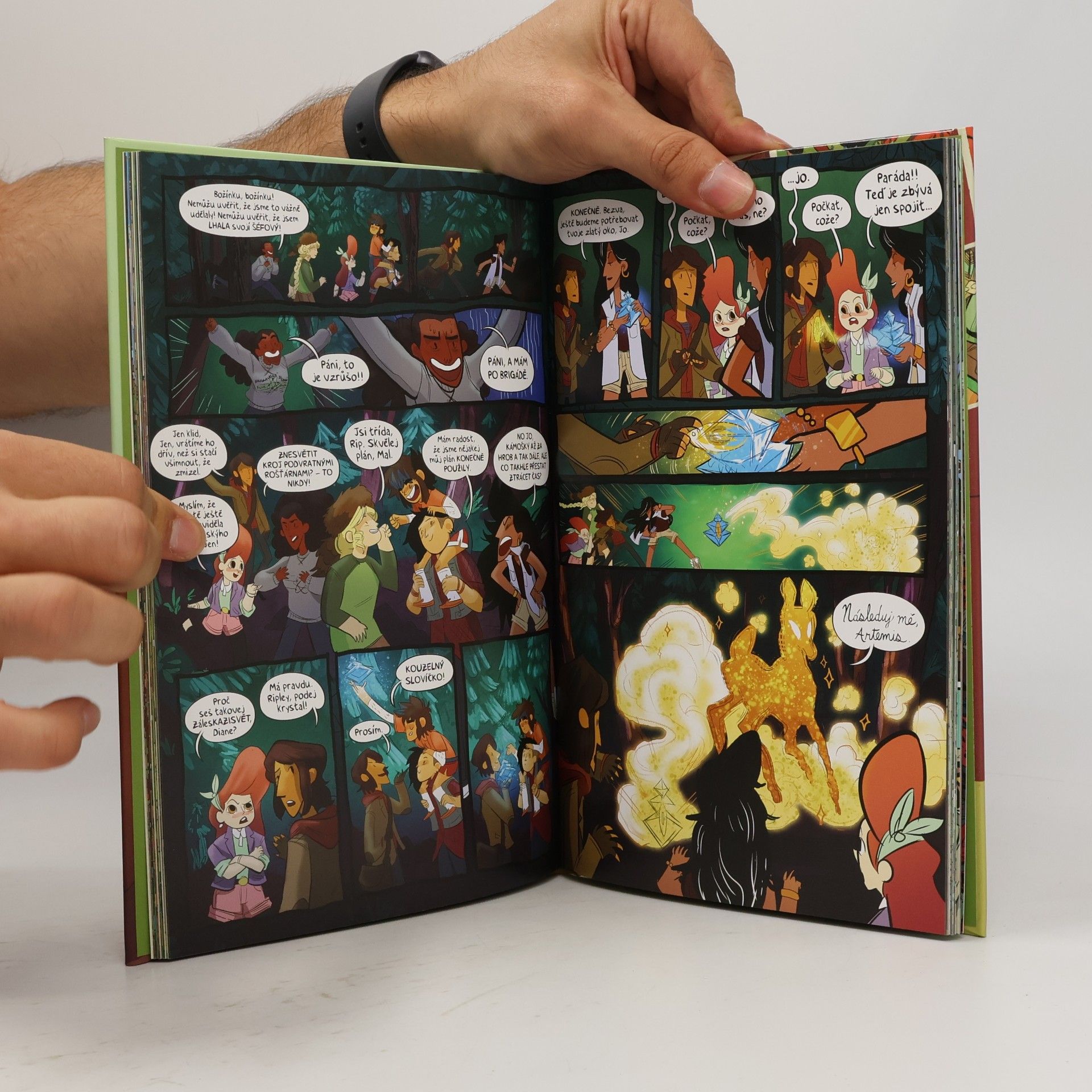 N.D. Stevenson Záleskautky. Lumberjanes. Kámošky až za hrob