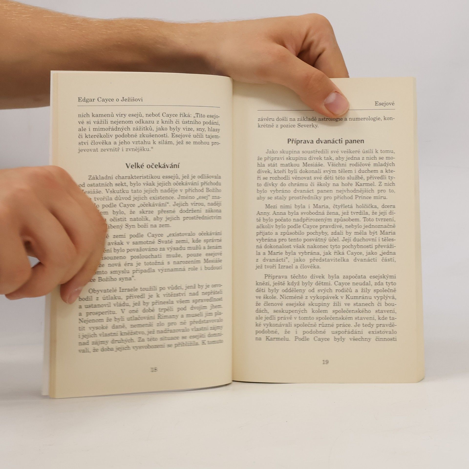 Anne Read Edgar Cayce o Ježíši. Co bible neříká