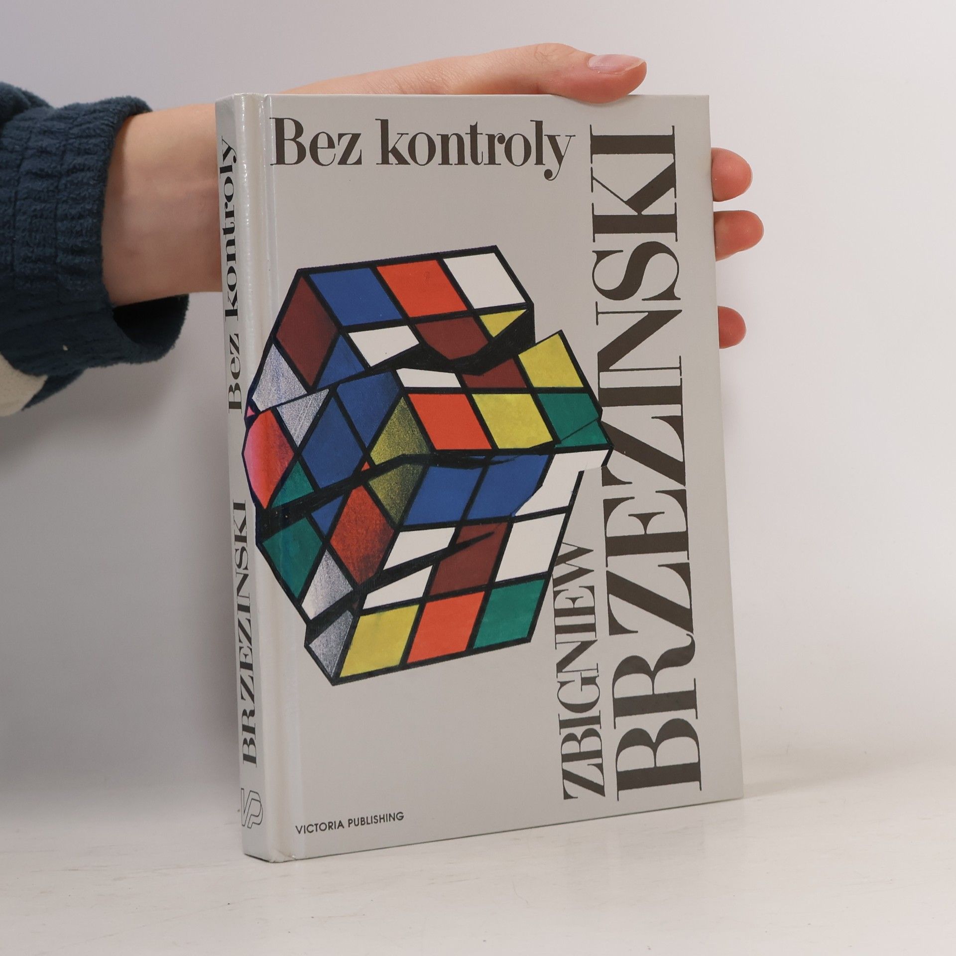 Bez kontroly