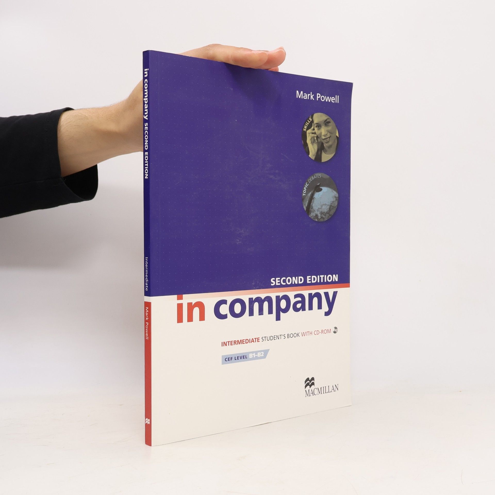 In company : intermediate student's book