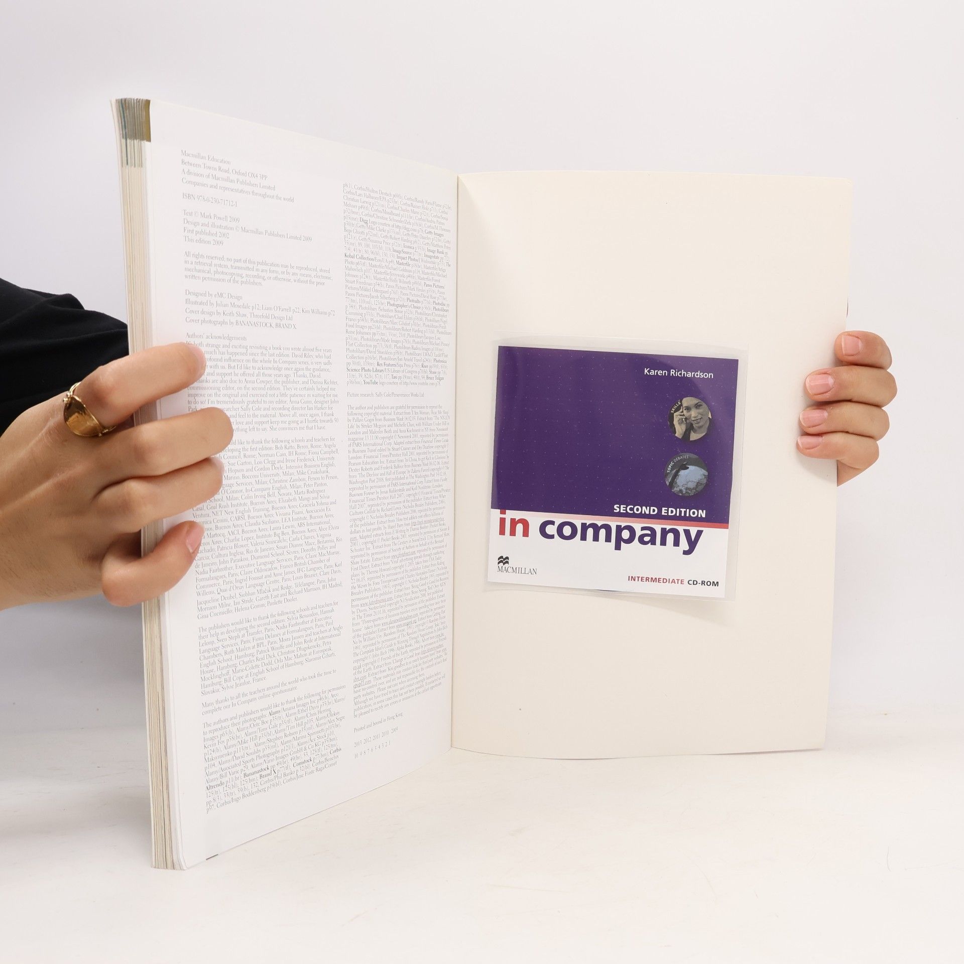 Mark Powell In company : intermediate student's book