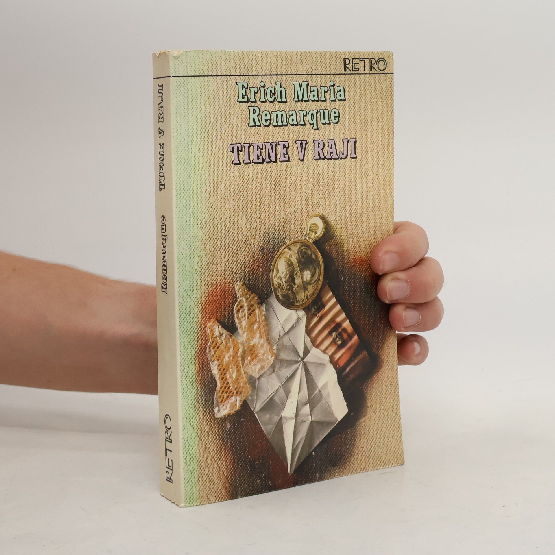 Erich Maria Remarque Tiene v raji