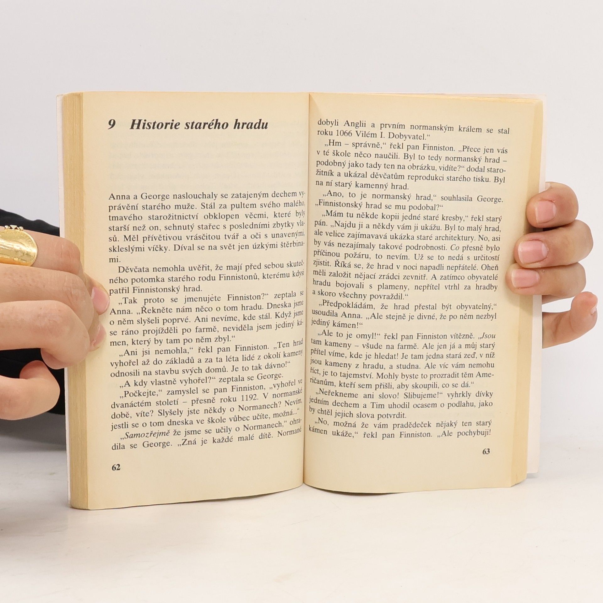 Enid Blyton Správná pětka. Pětka na Finnistonské farmě