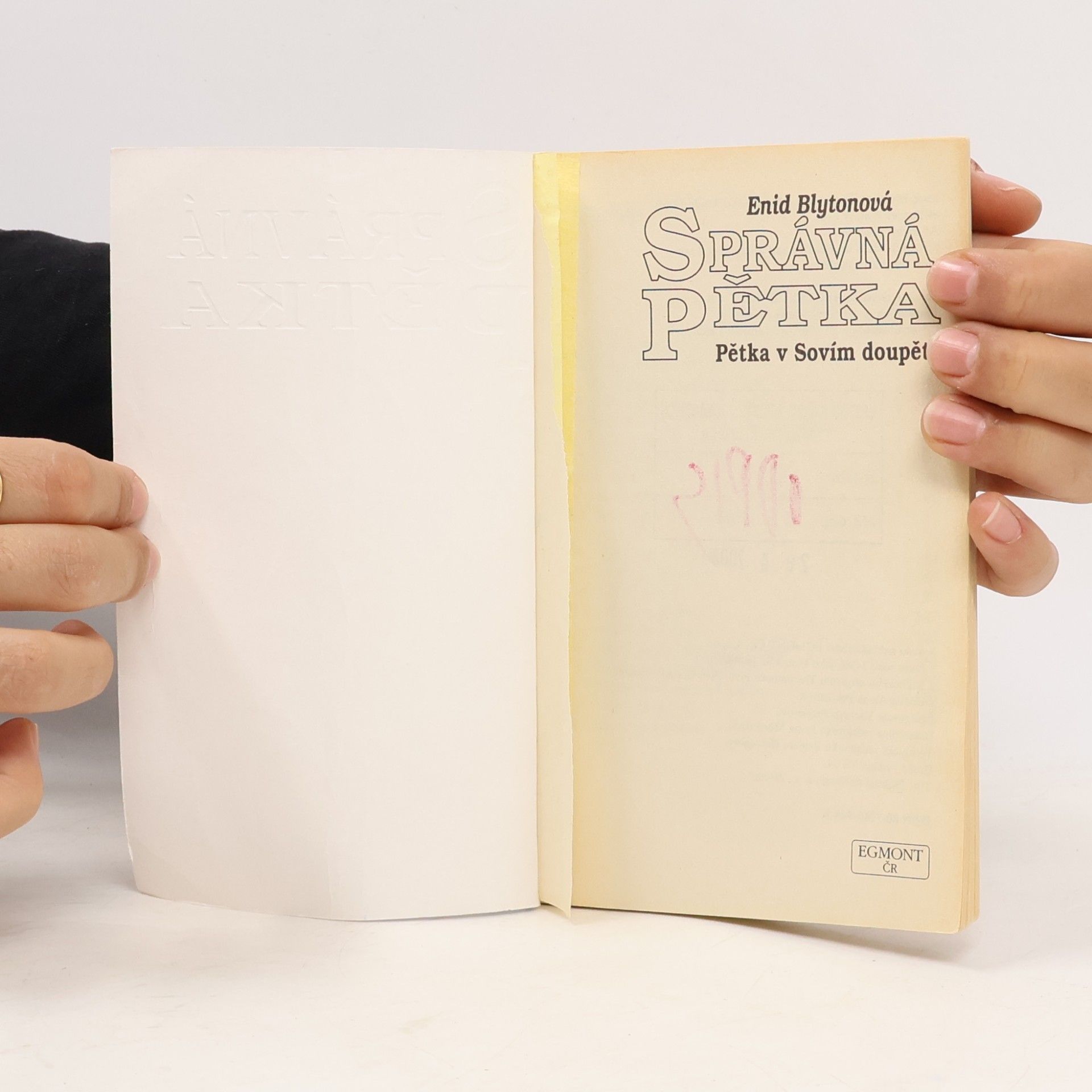 Enid Blyton Správná pětka. Pětka v Sovím doupěti