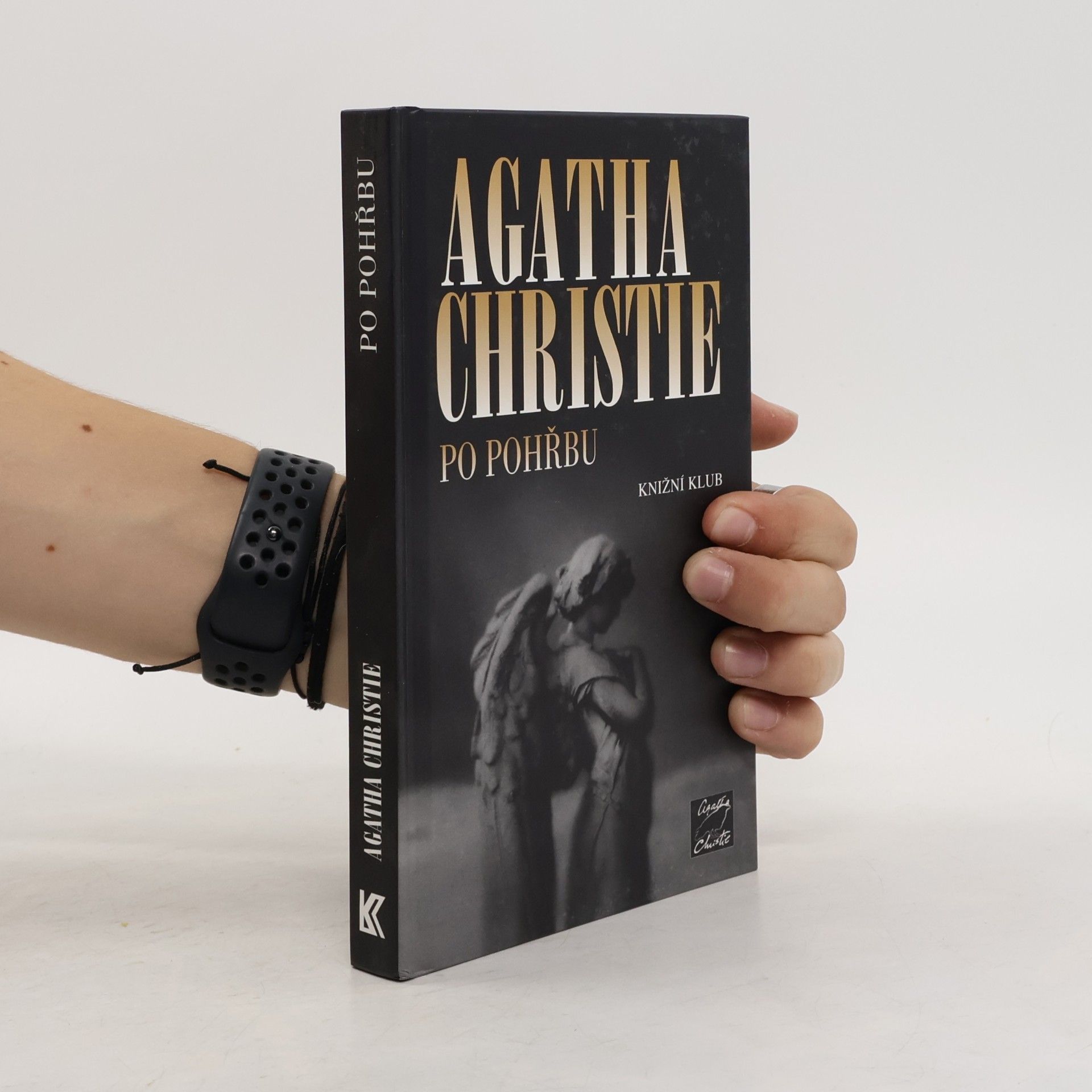 Agatha Christie Po pohřbu
