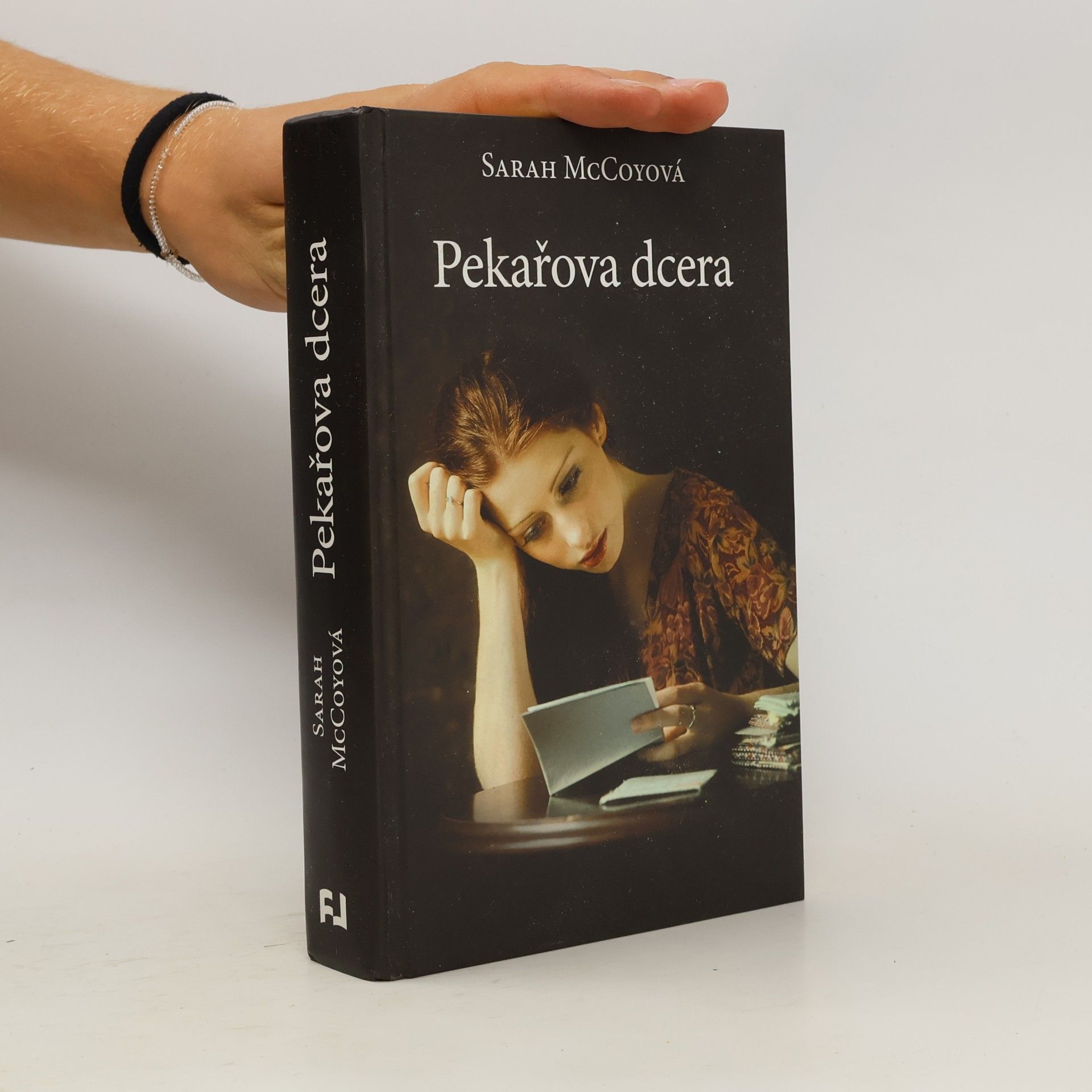 Sarah McCoy Pekařova dcera
