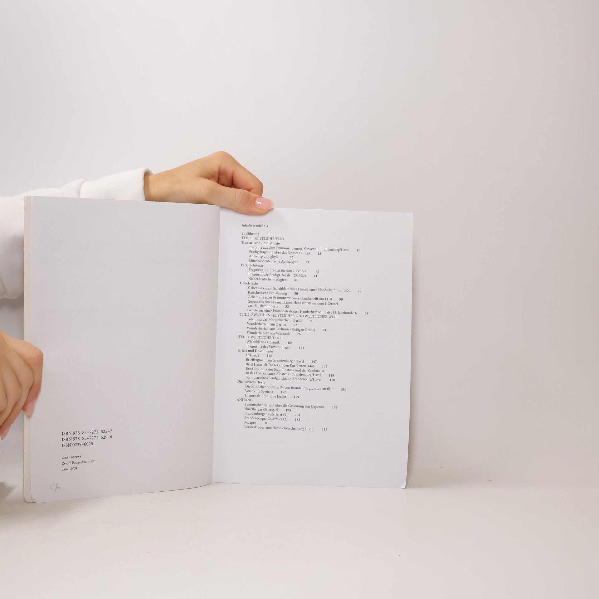 kolektiv Traditionen in der Literatur einer Region als gesellschaftsstrukturierende Phänomene