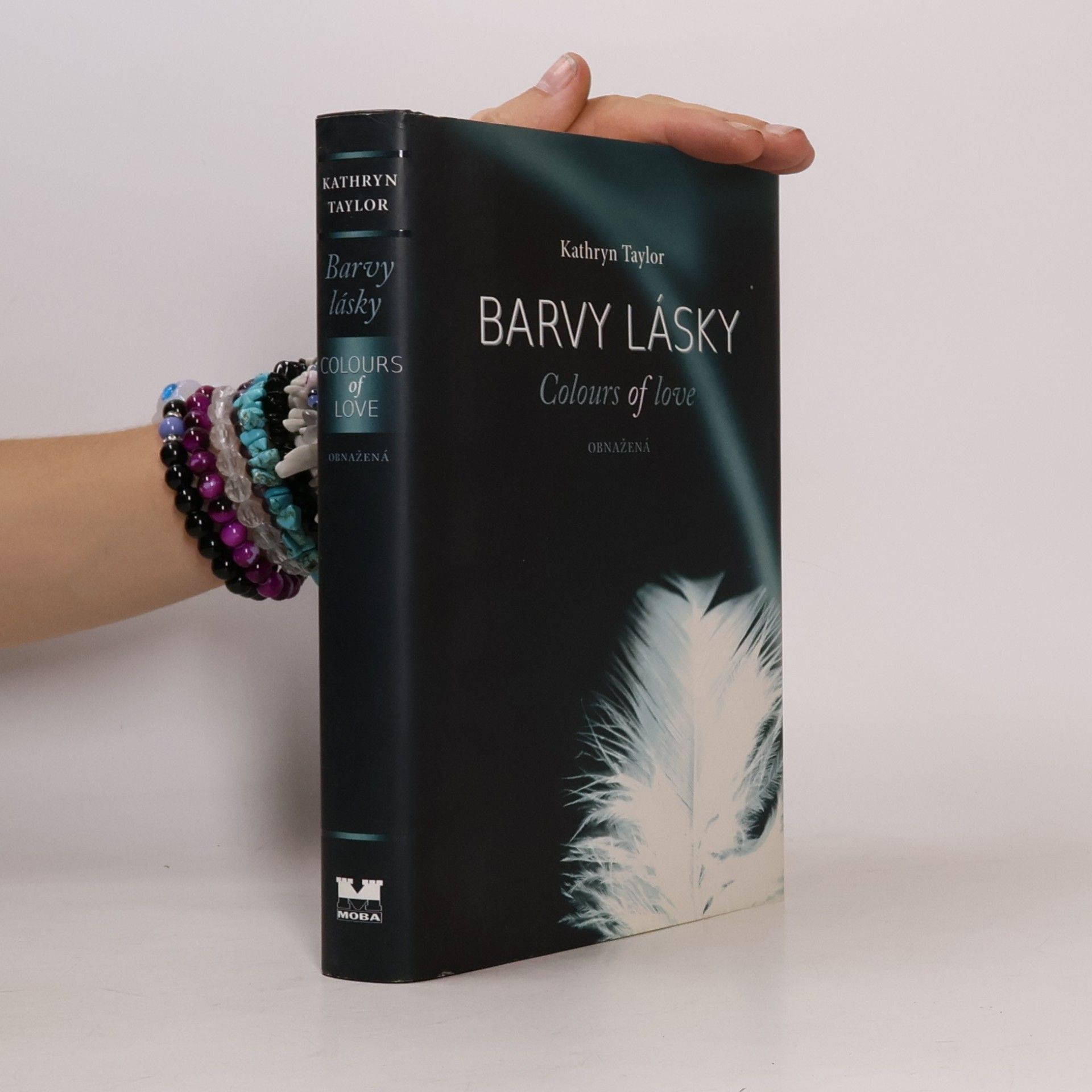 Kathryn Taylor Barvy lásky = Colours of love. Obnažená