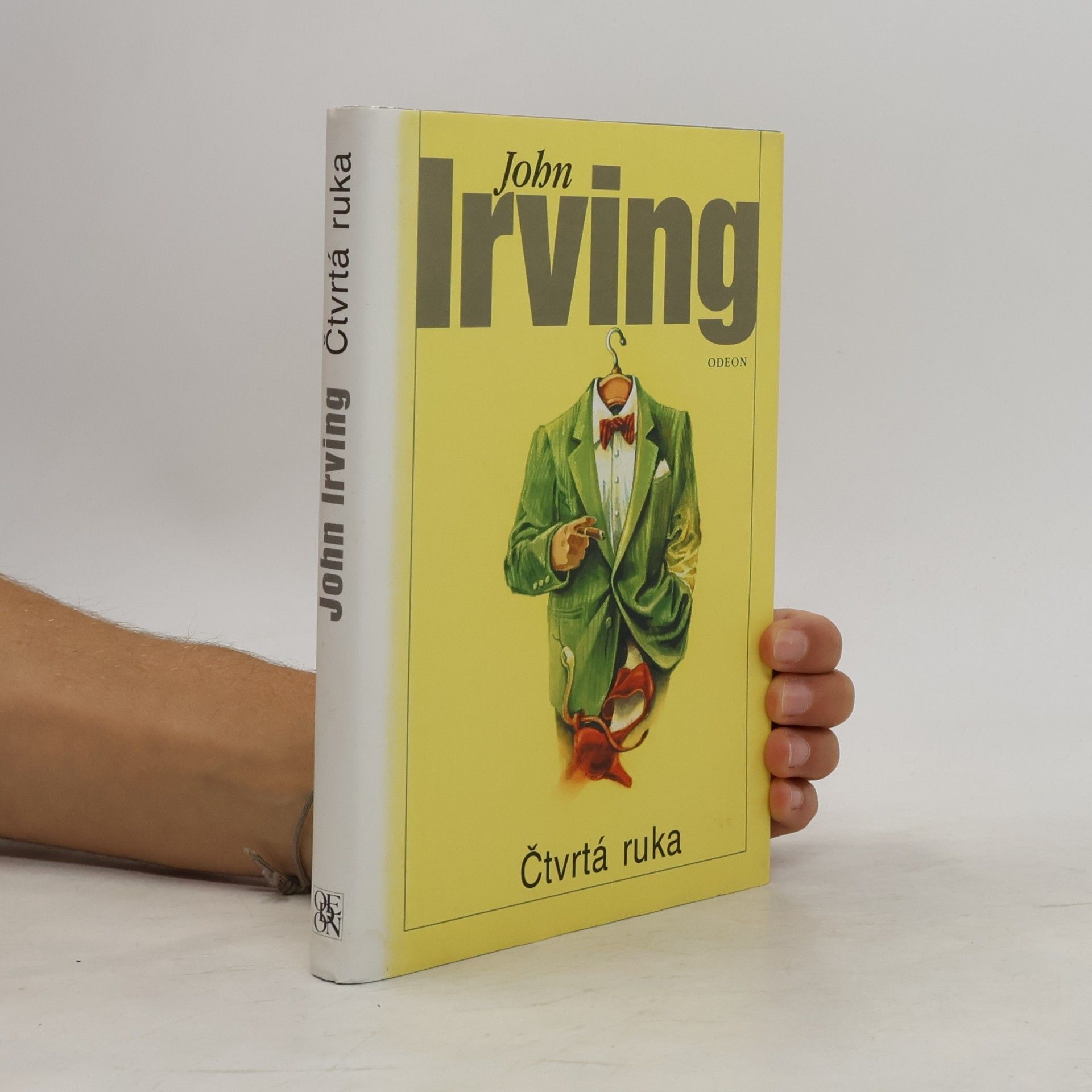 John Irving Čtvrtá ruka