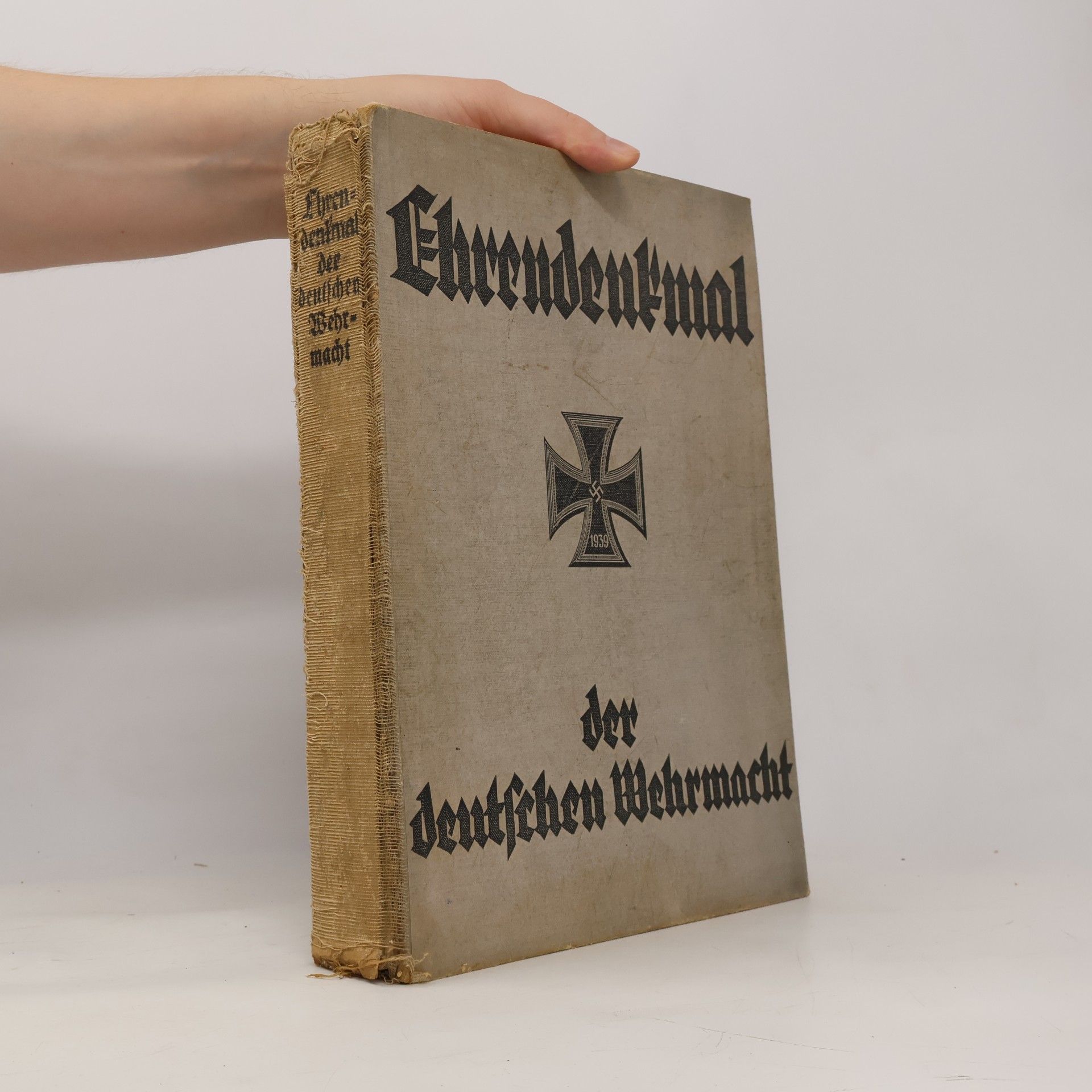 Ehrendenkmal