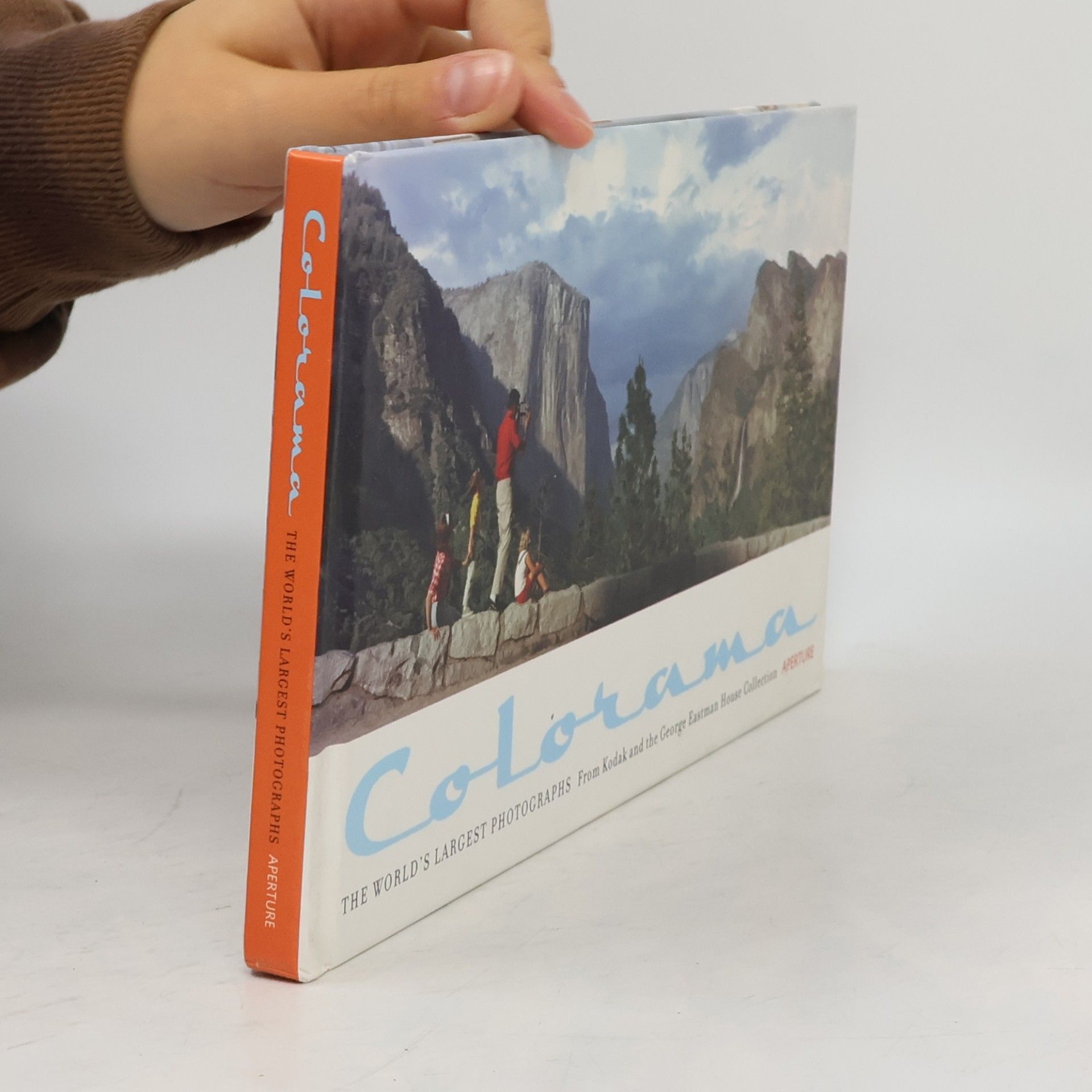 kolektiv Colorama. The World's Largest Photograps