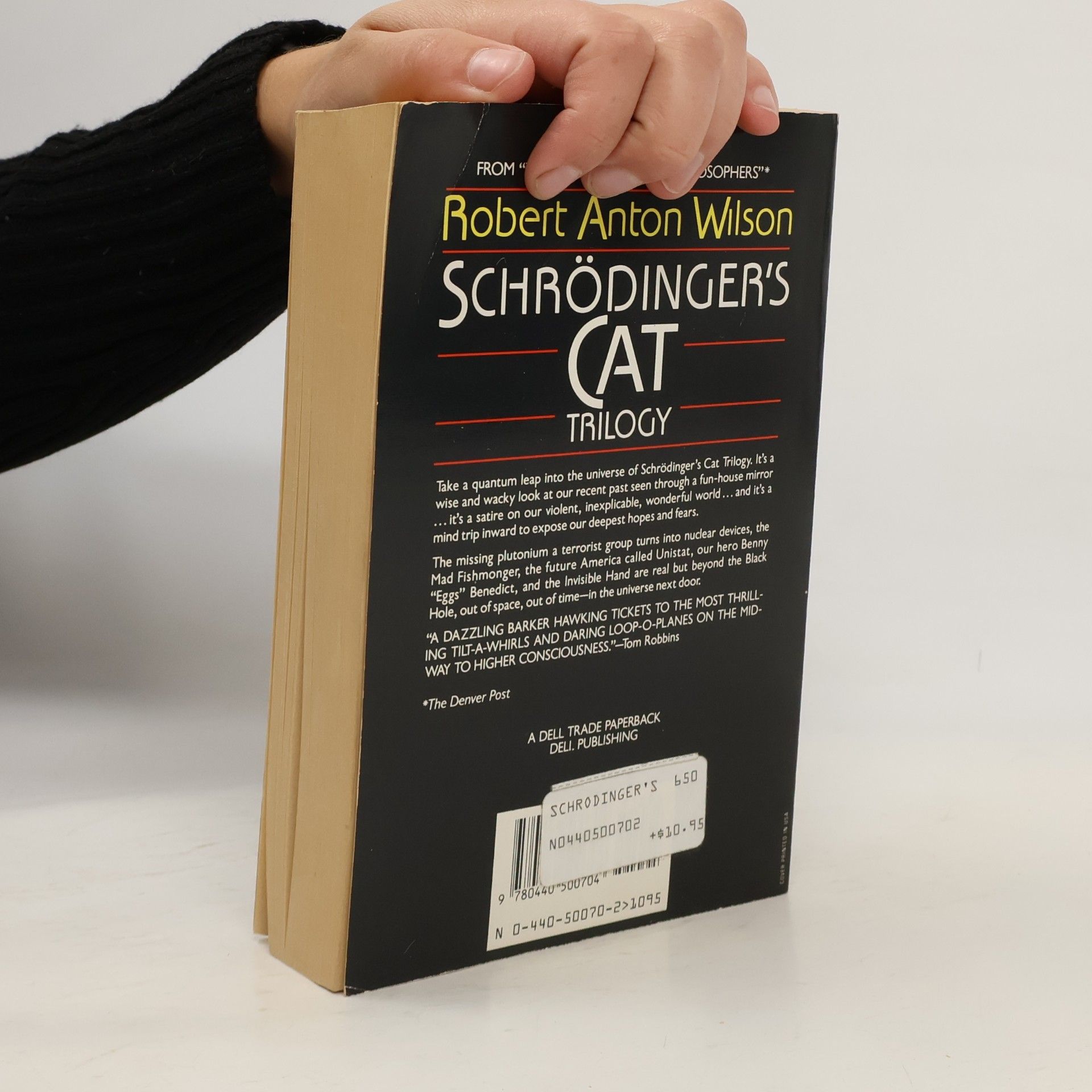 Robert Anton Wilson Schrödinger's Cat Trilogy