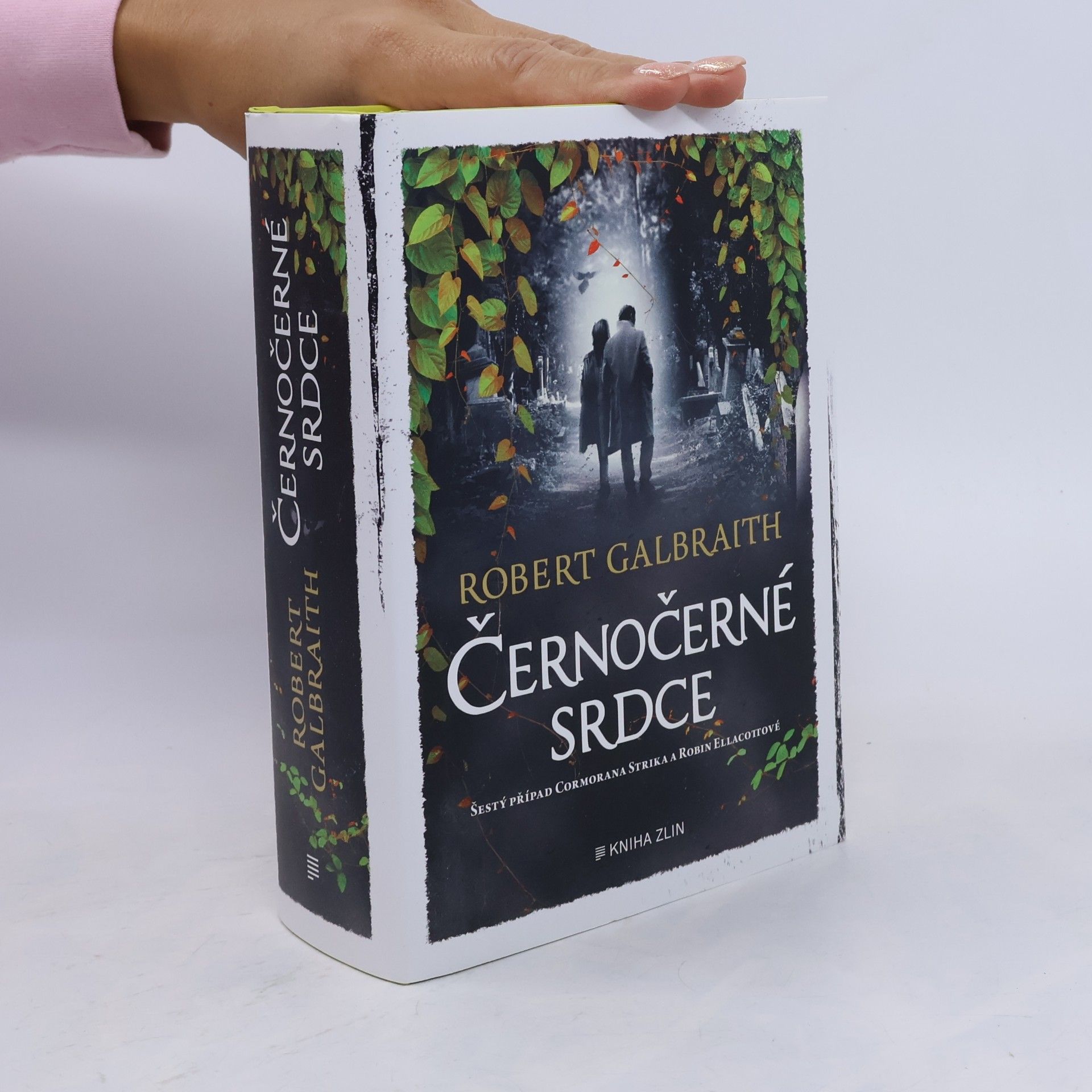 Joanne K. Rowlingová Černočerné srdce