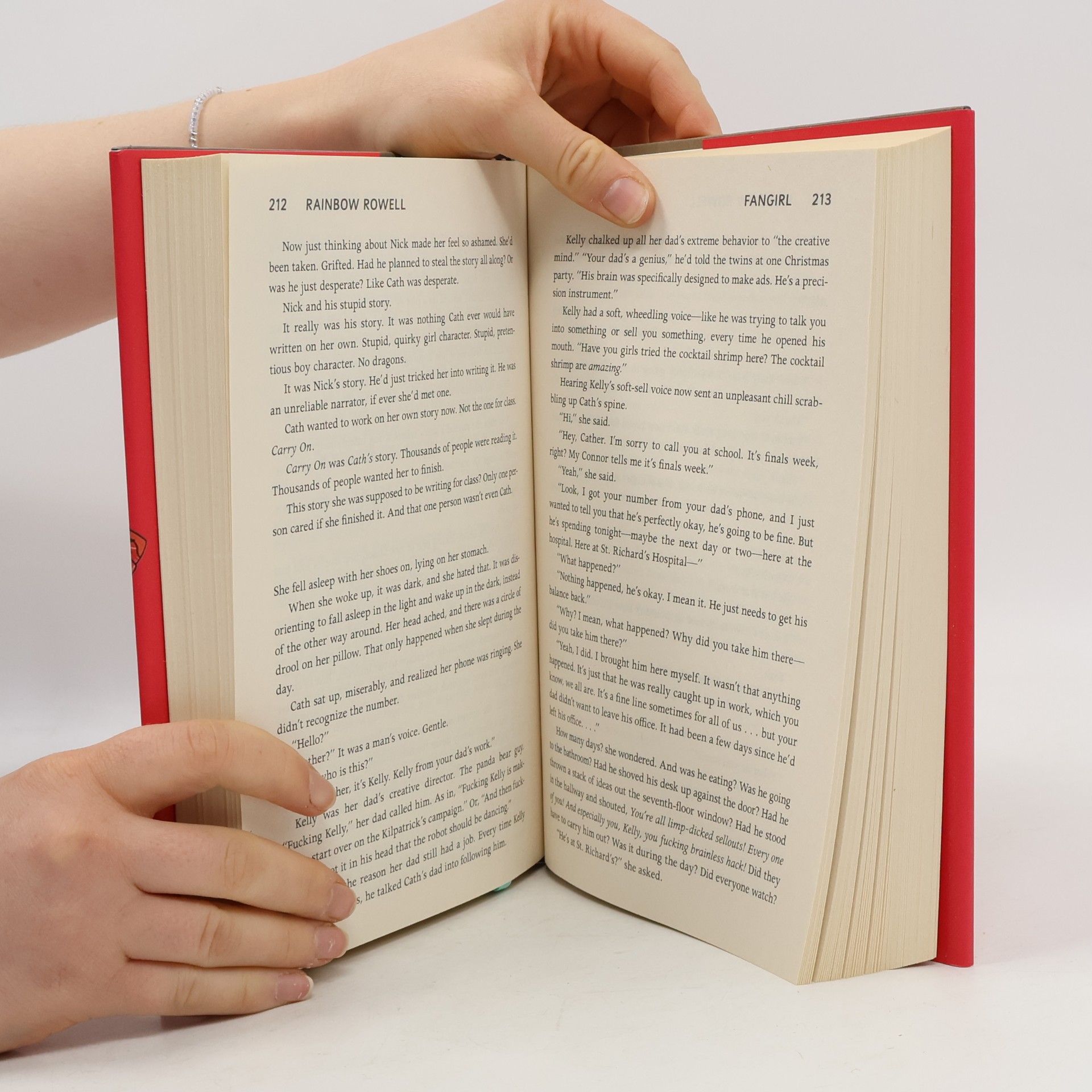 Rainbow Rowell Fangirl - B&N Exclusive Collector's Edition