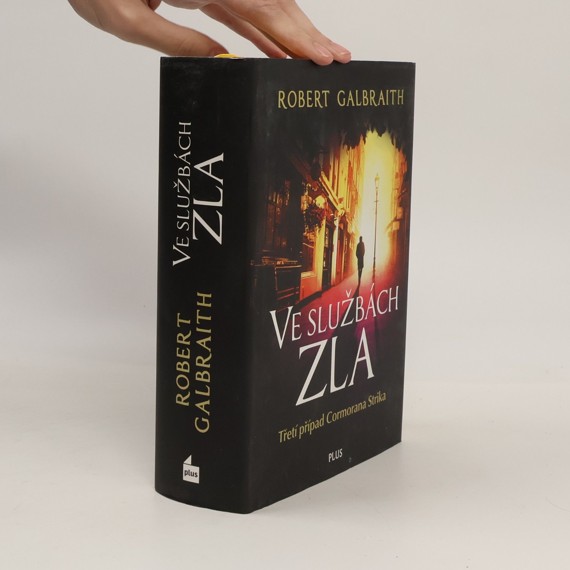Joanne K. Rowlingová Ve službách zla