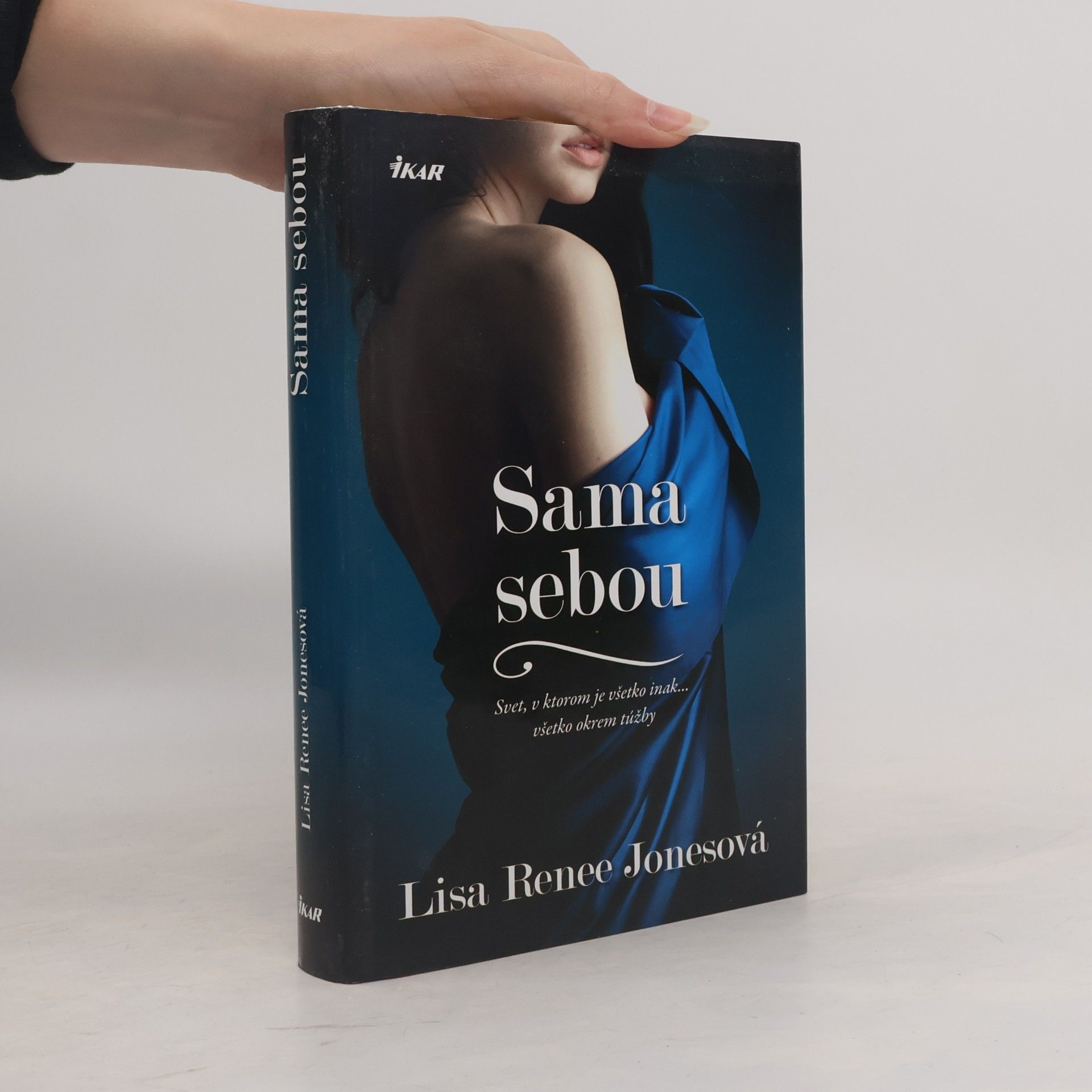 Lisa Renee Jones Sama sebou