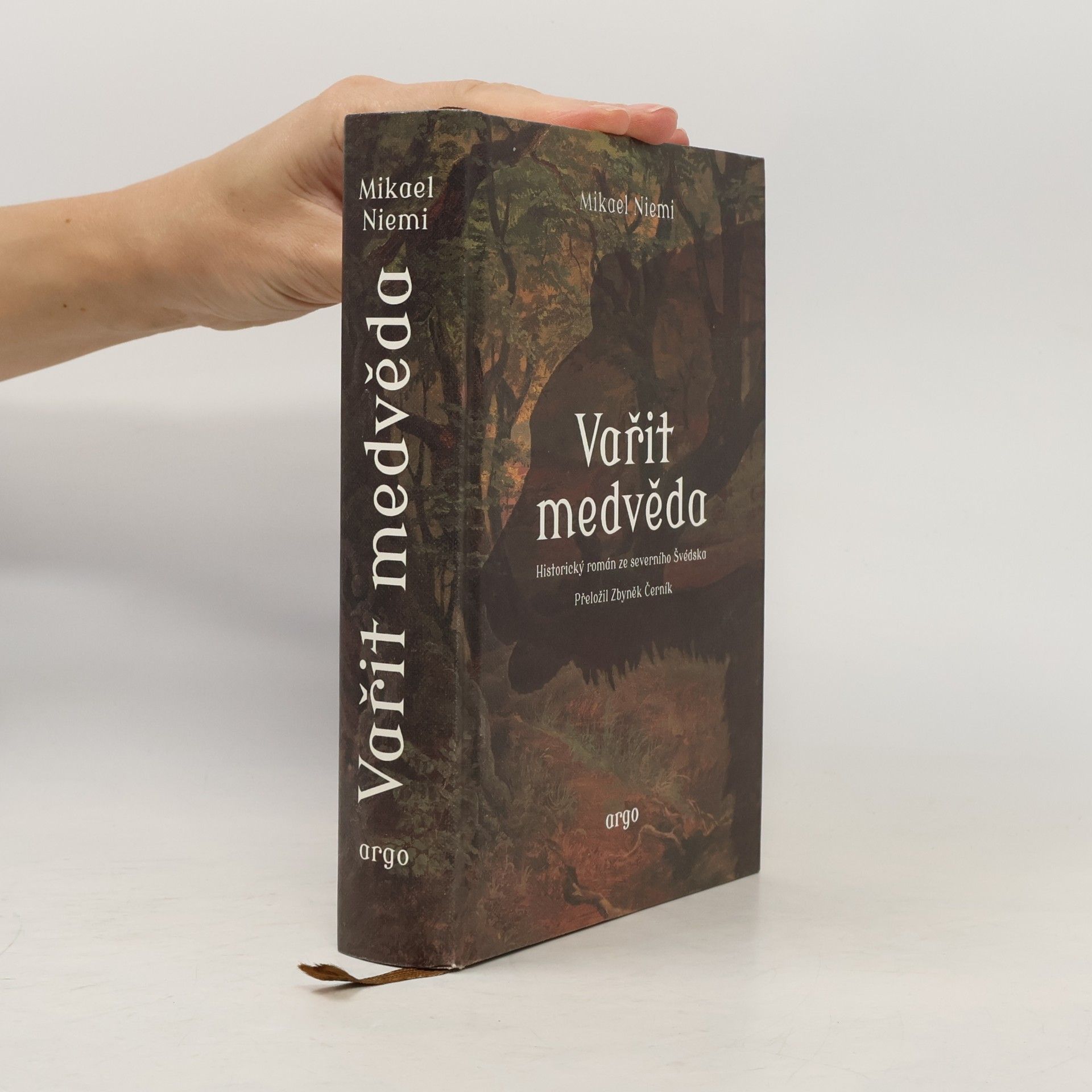 Mikael Niemi Vařit medvěda