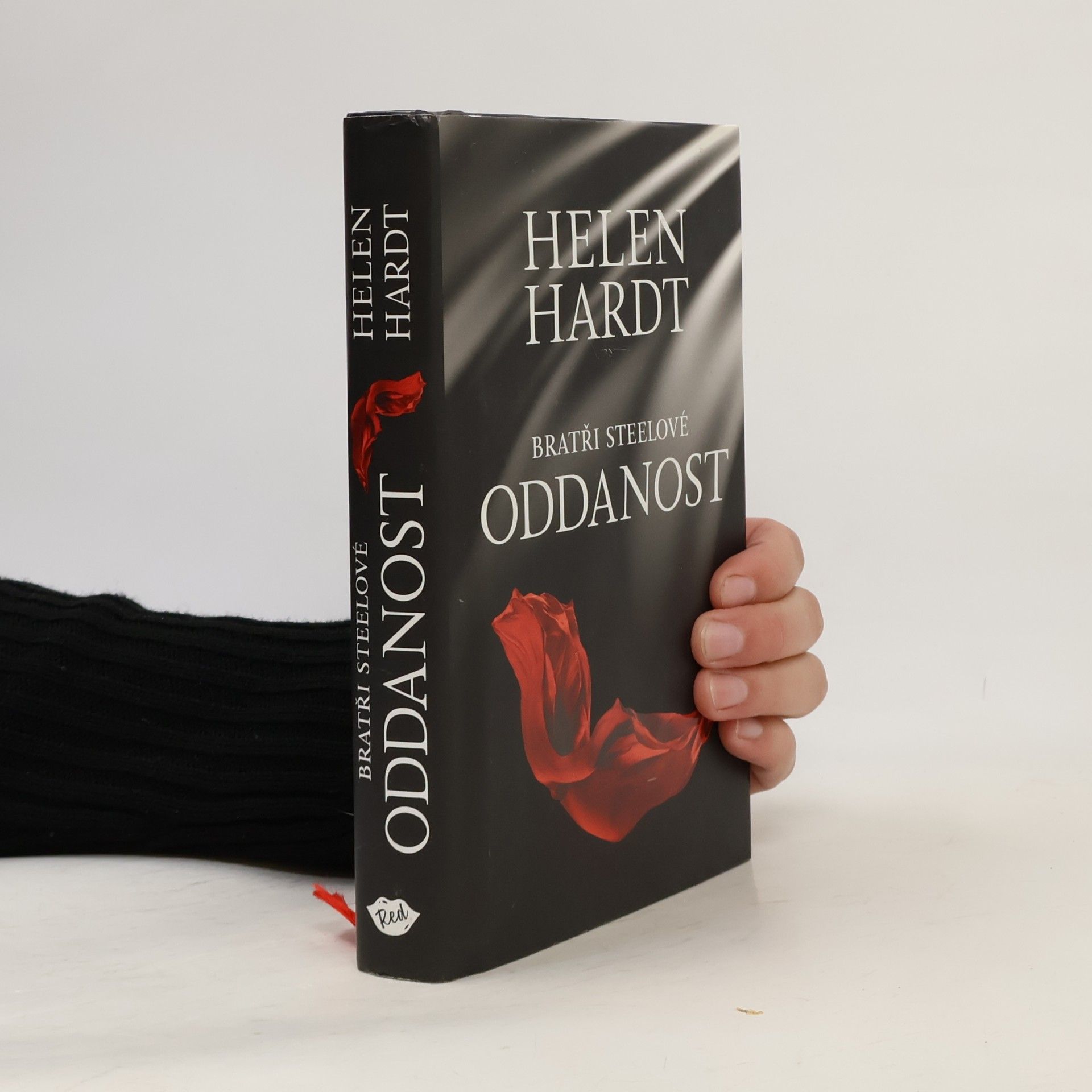 Helen Hardt Bratři Steelové. Oddanost