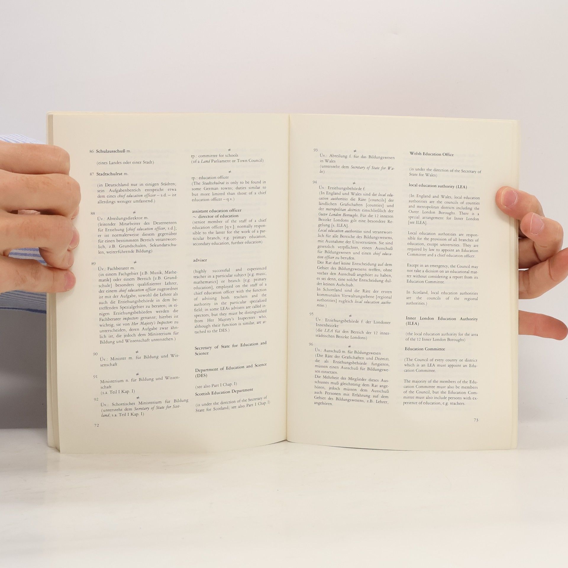 Hans-Karl Behrend Handbuch der internationalen Rechts- und Verwaltungssprache