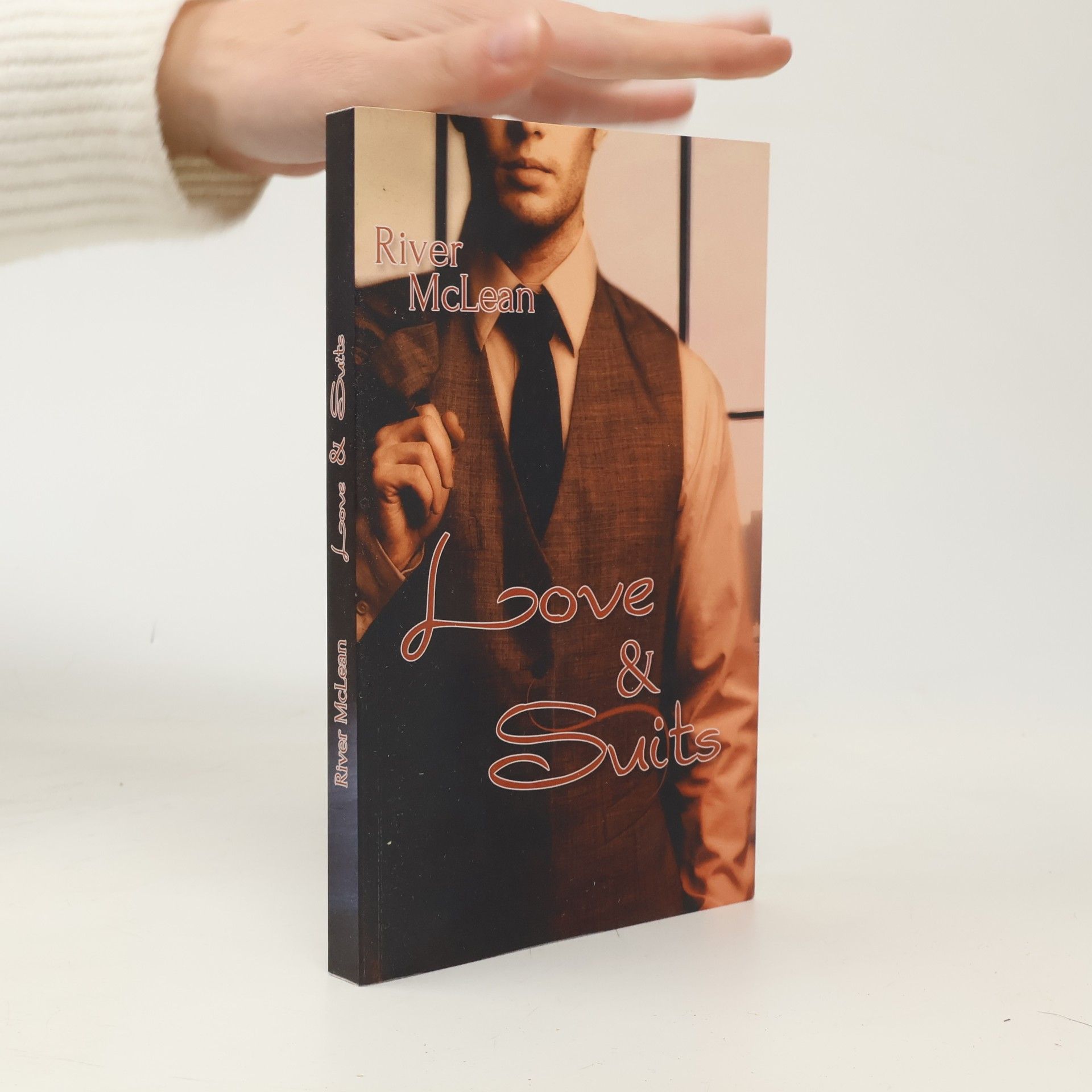 Suits Reihe - 3: Love & Suits