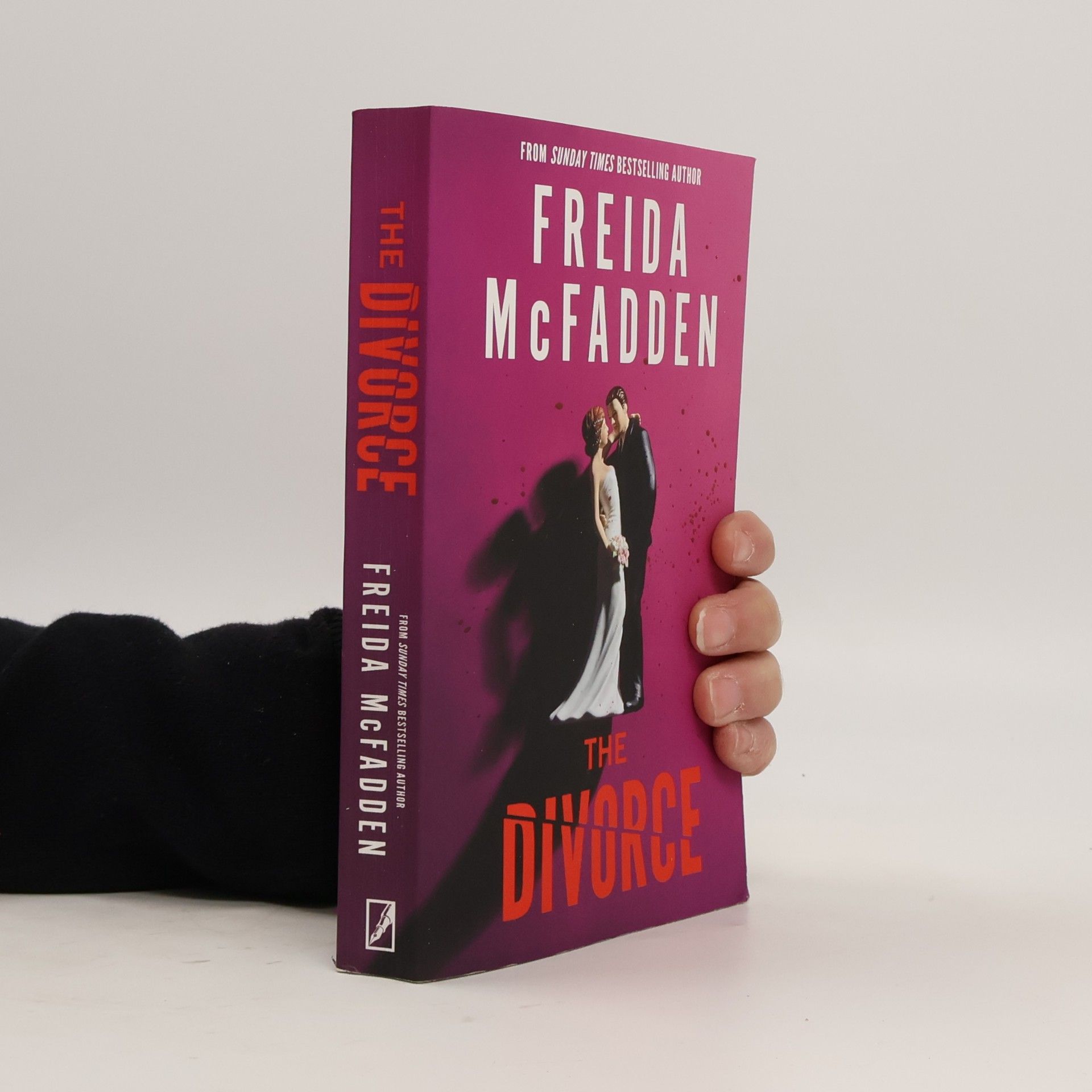 Freida McFadden The Divorce