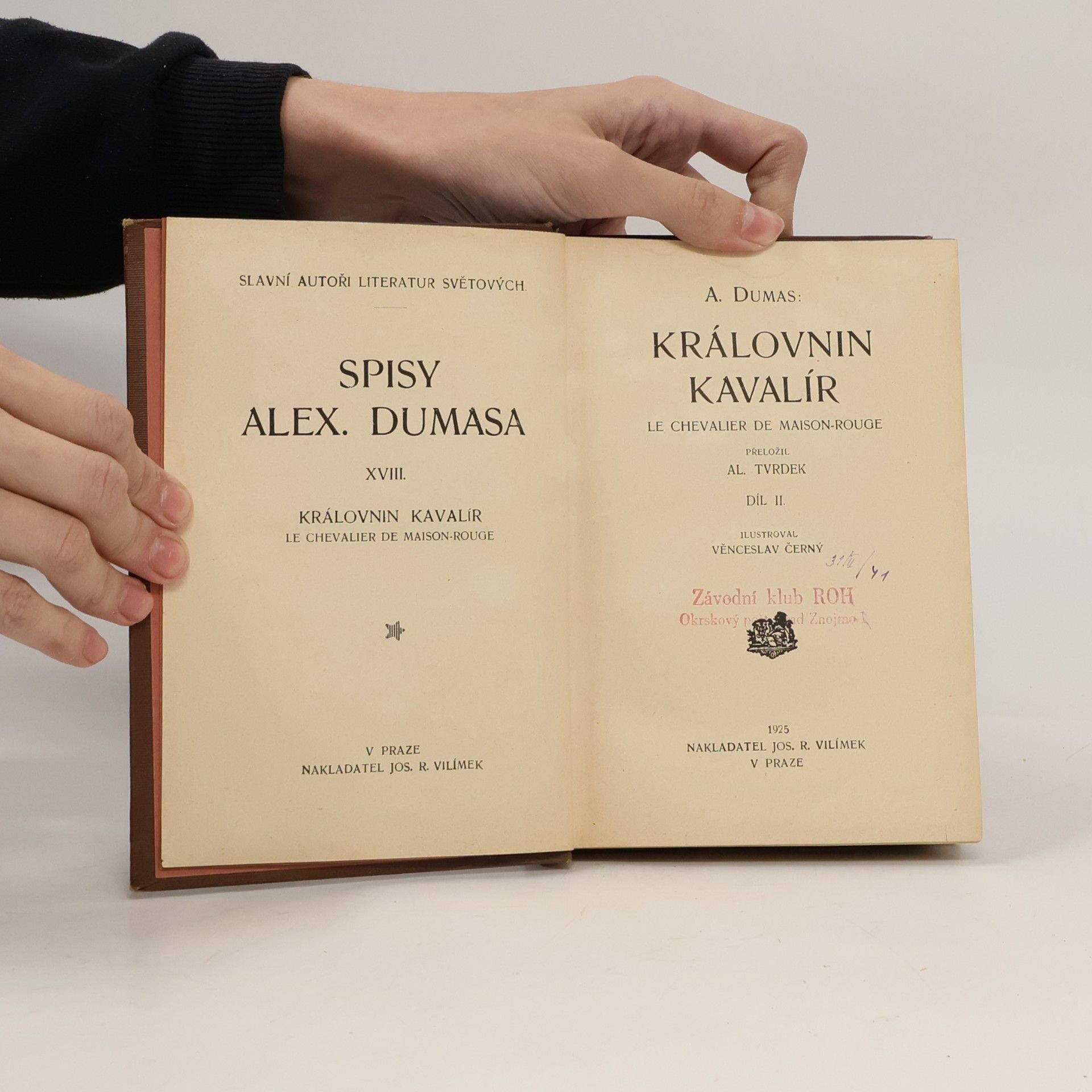 Alexandre Dumas starší Královnin kavalír