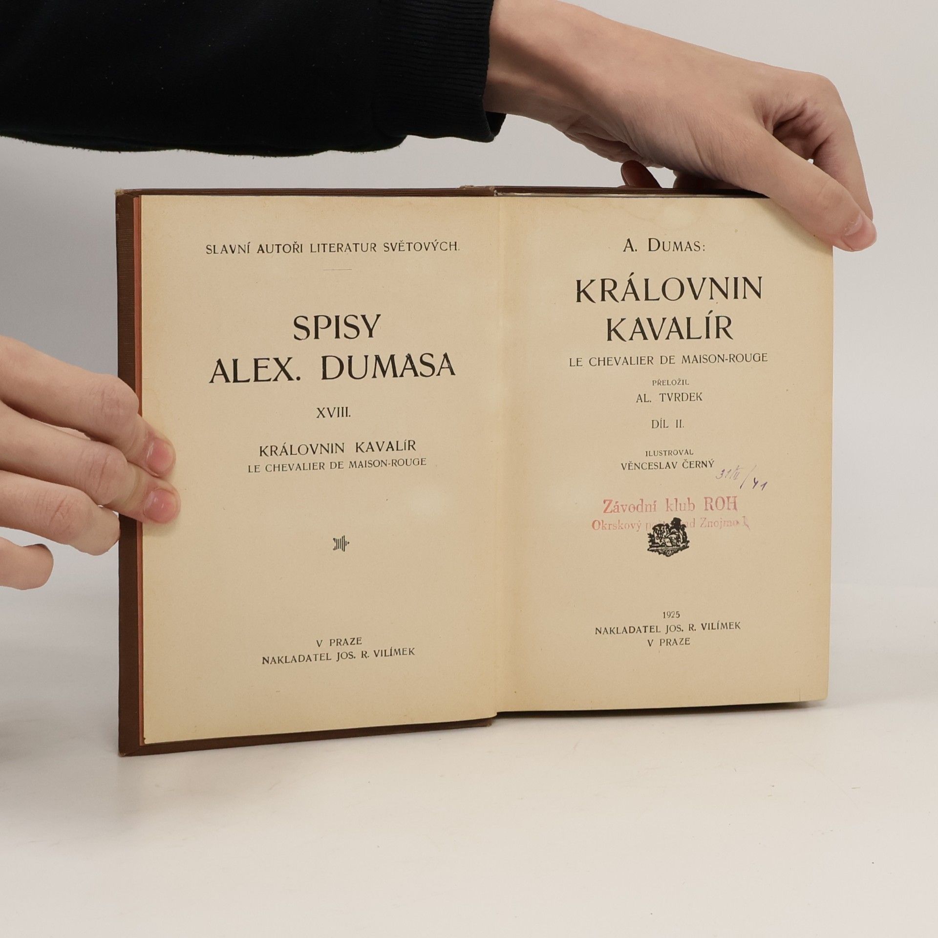 Alexandre Dumas starší Královnin kavalír