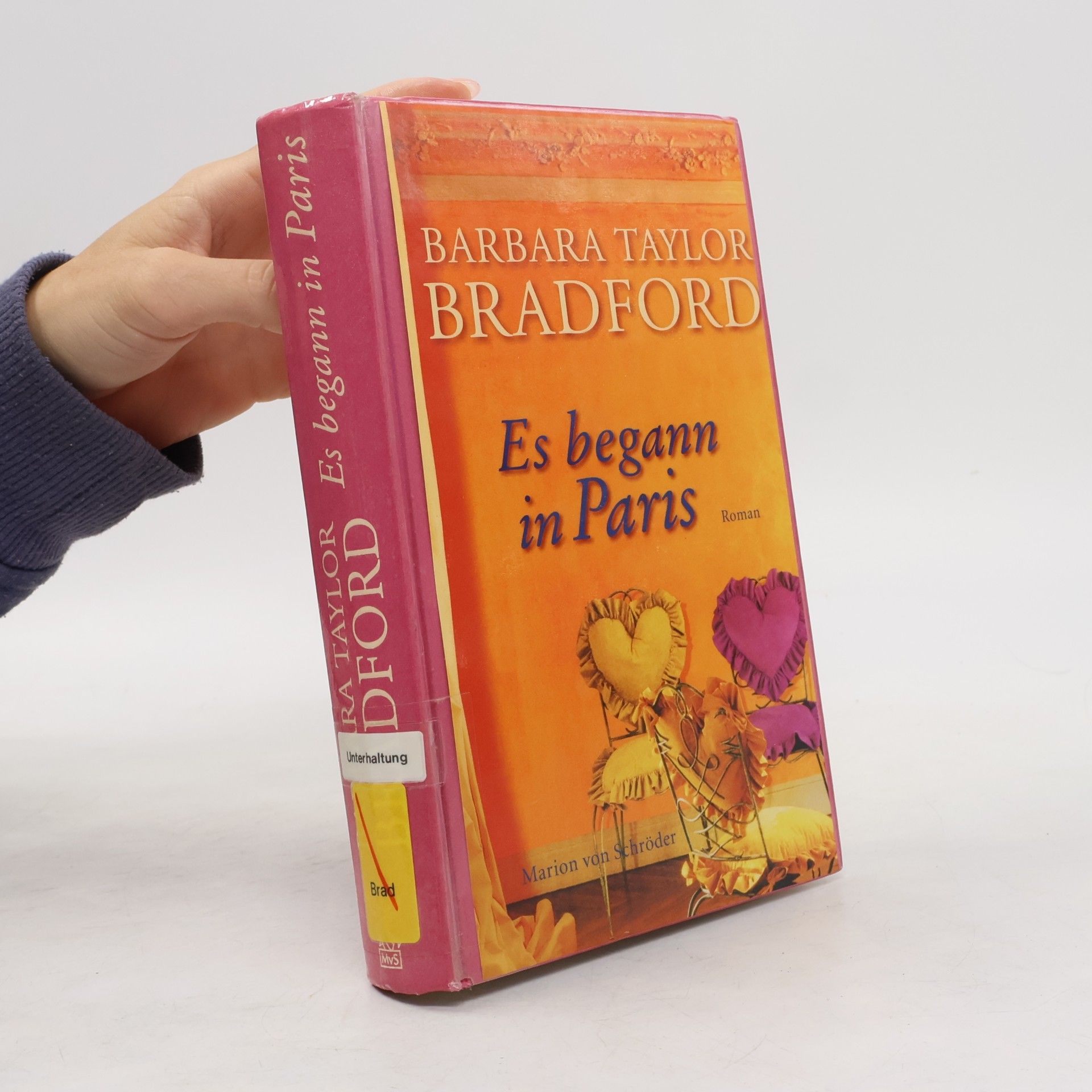 Barbara Taylor Bradford Es begann in Paris