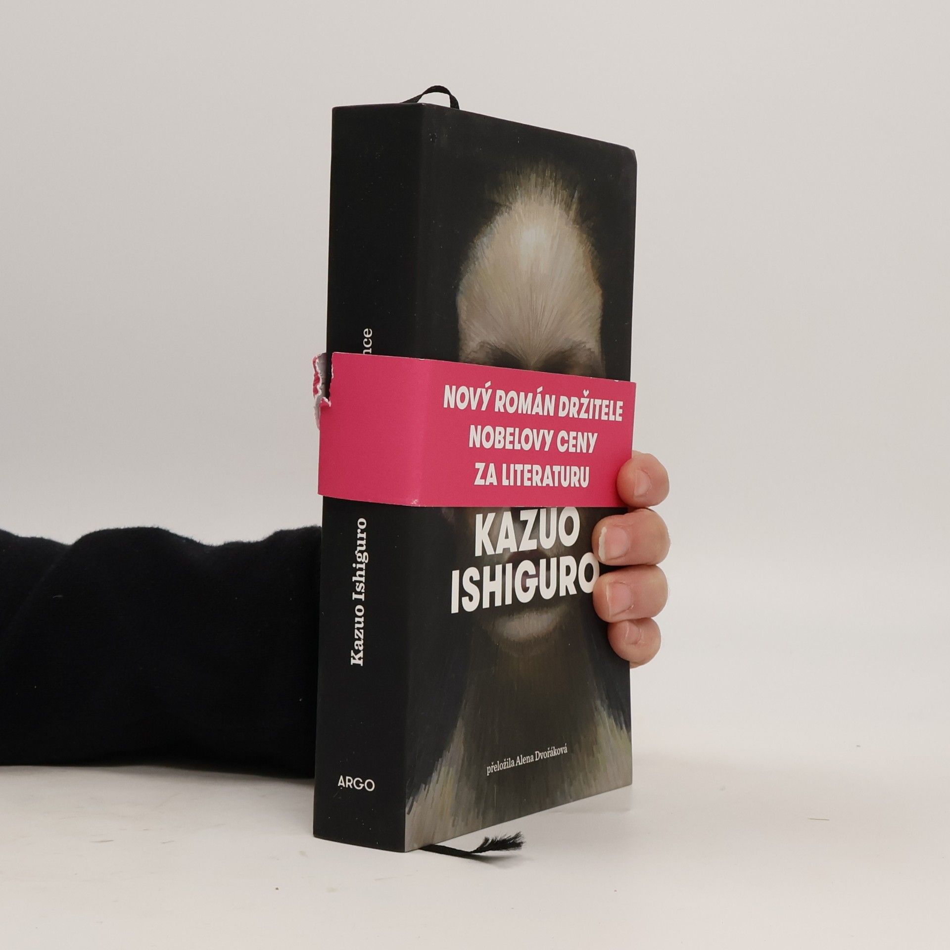 Kazuo Ishiguro Klára a Slunce