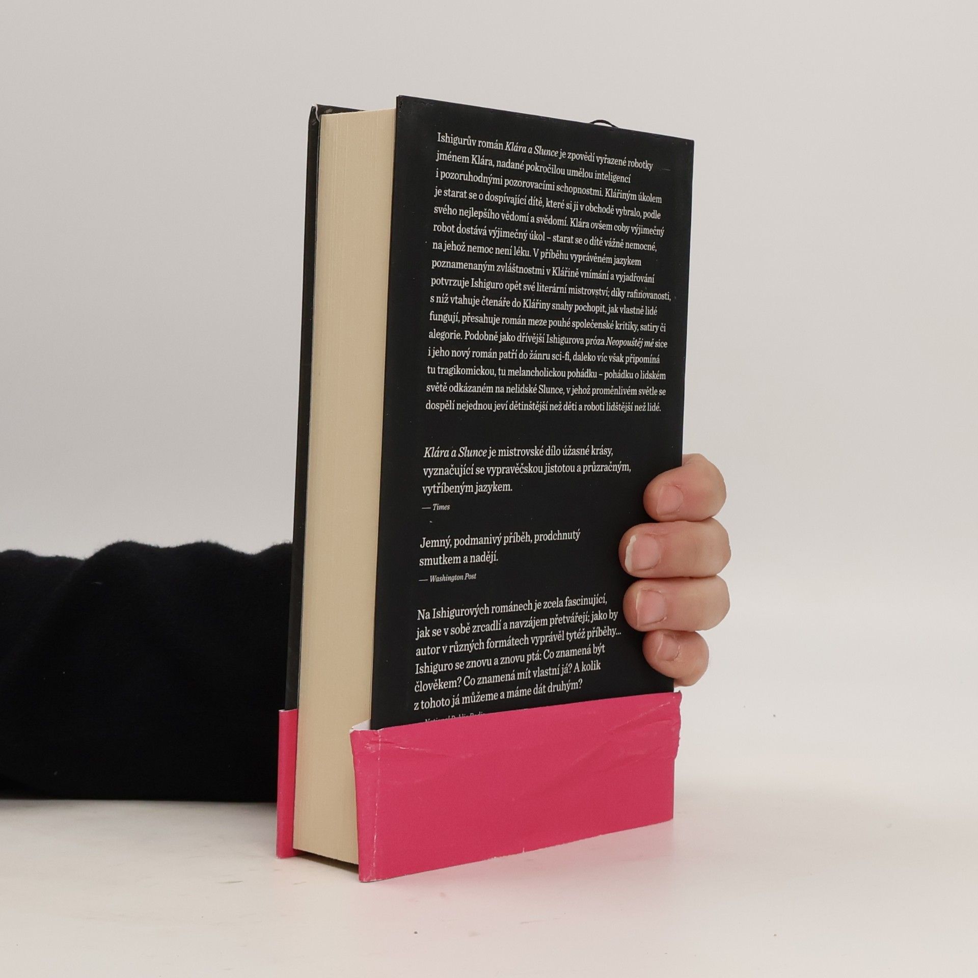 Kazuo Ishiguro Klára a Slunce