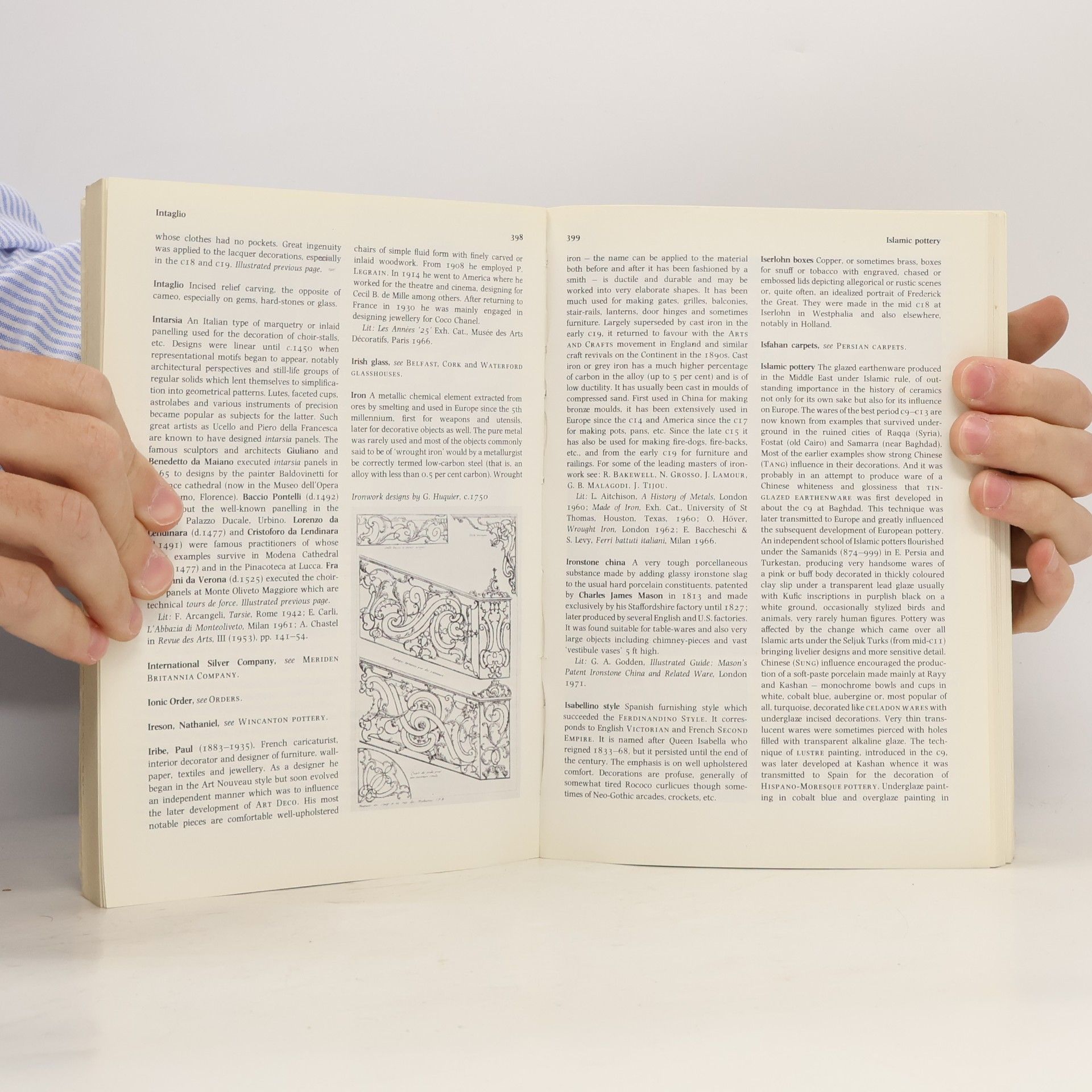 Hugh Honour The Penguin Dictionary of Decorative Arts