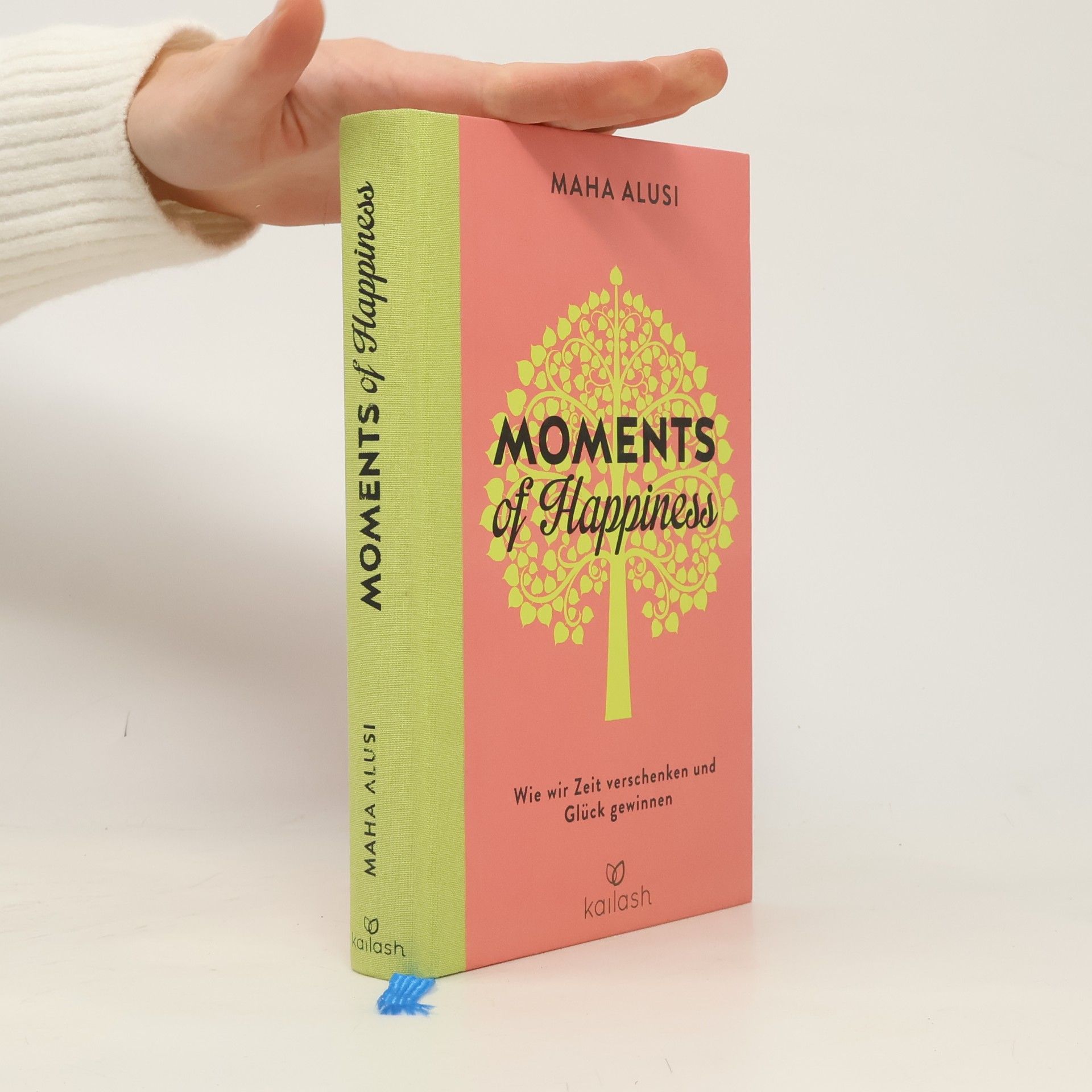 Maha Alusi Moments of happiness