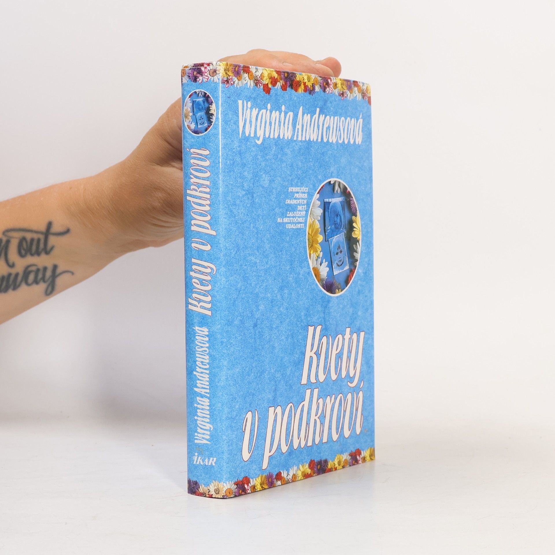 Virginia Cleo Andrews Kvety v podkroví