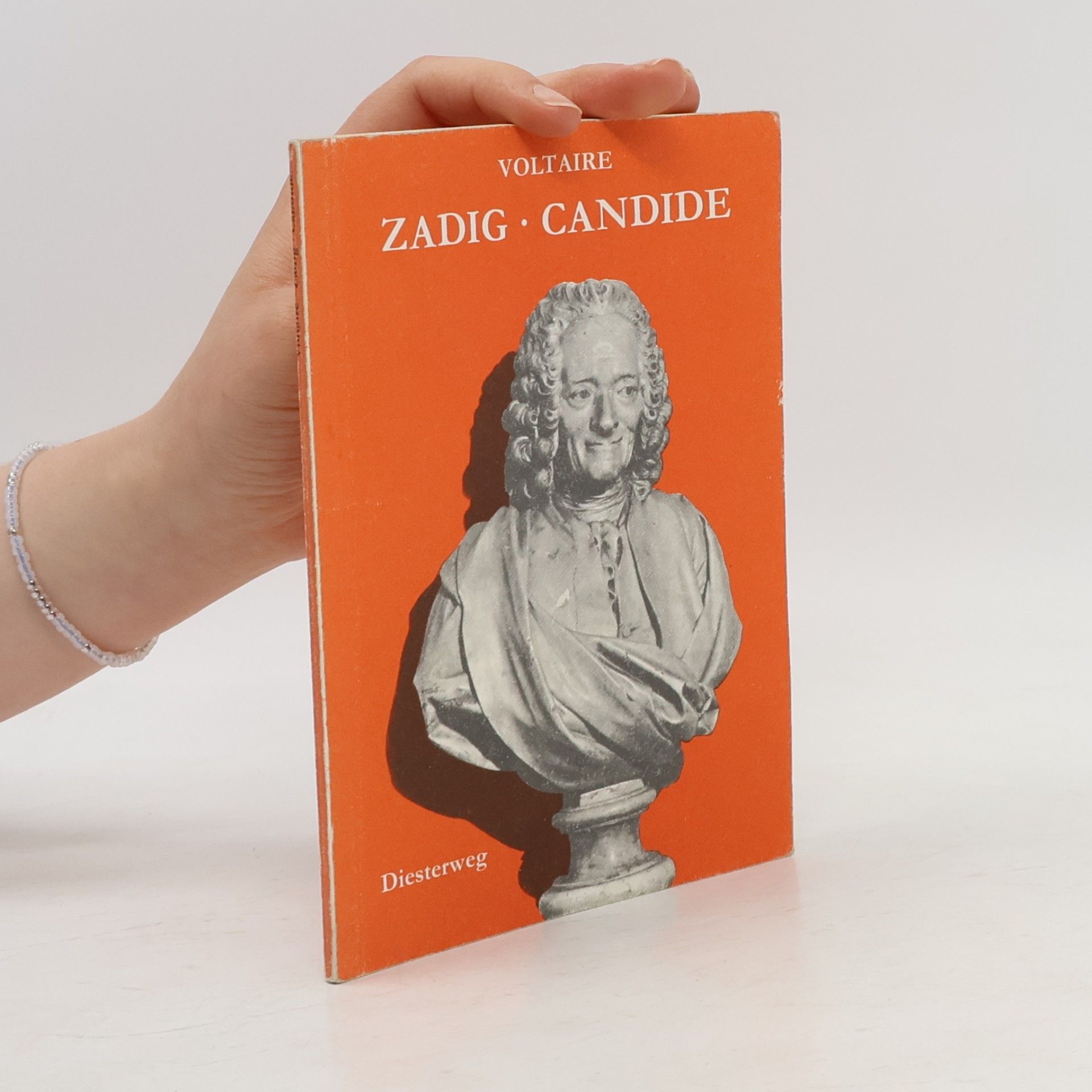 Voltaire Zadig - Candide. Extraits