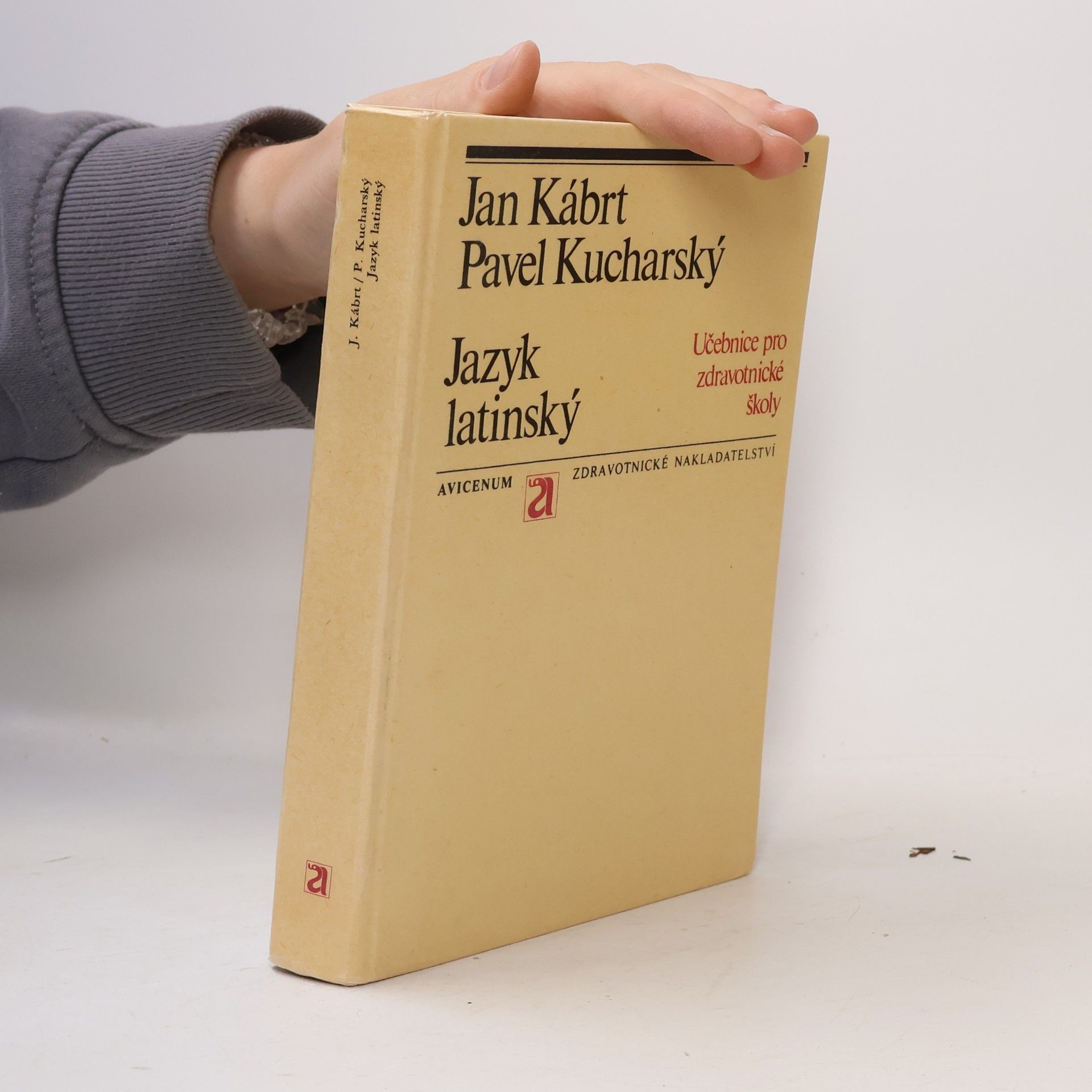 Phdr. Pavel Kucharský Jazyk latinský