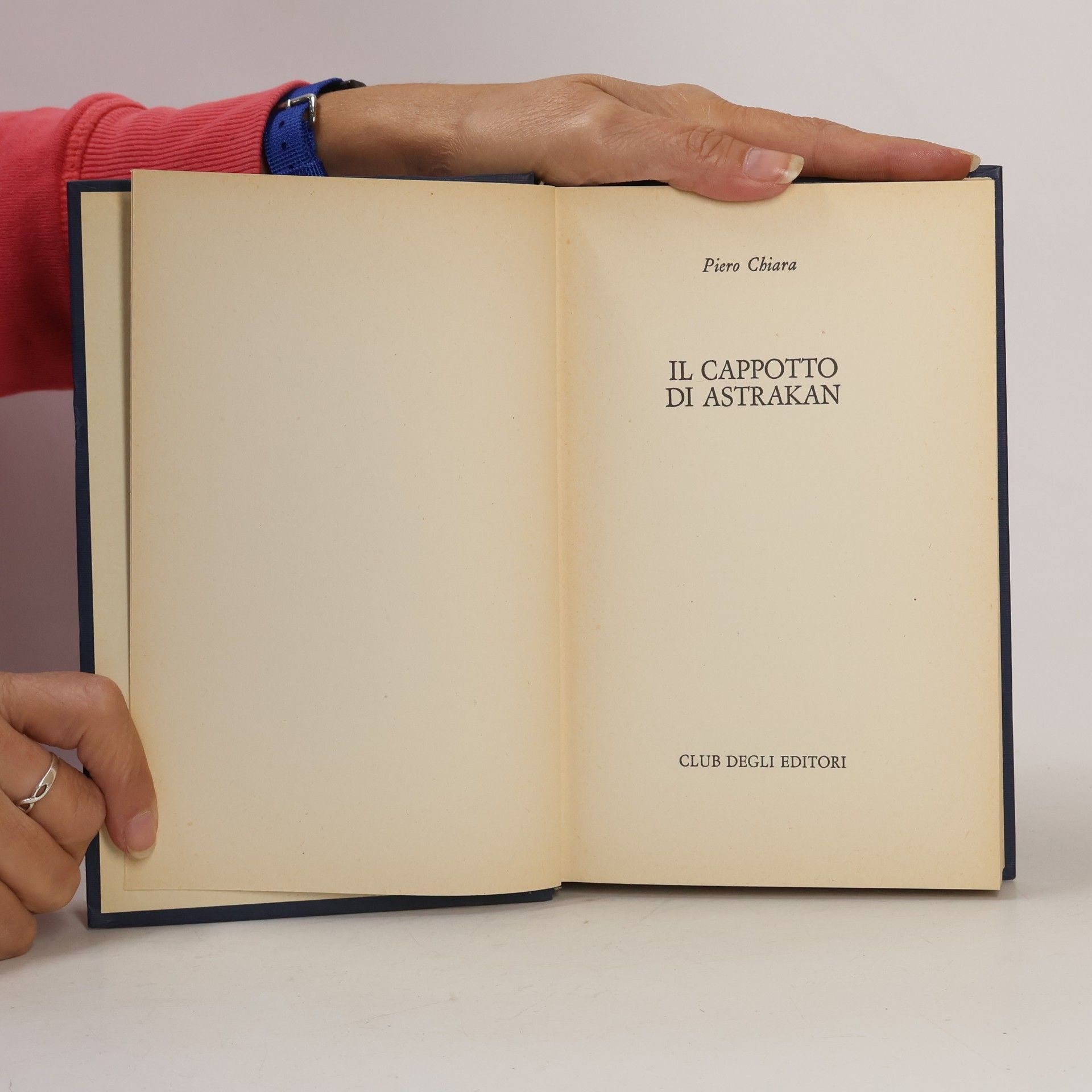 Piero Chiara Il cappotto di astrakan