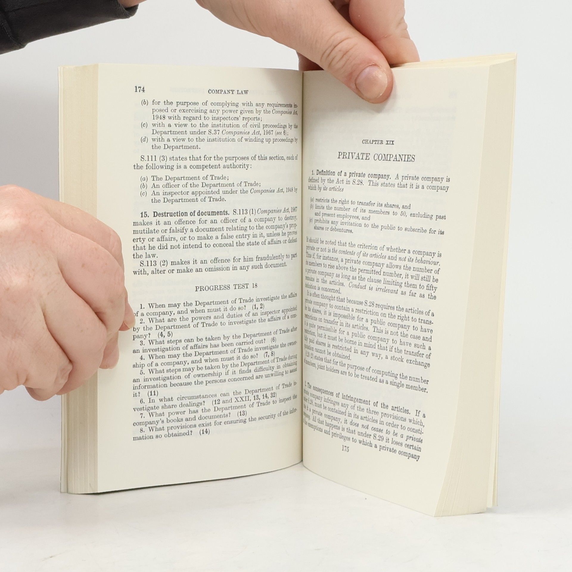 Mary Chichester Oliver M&E Handbooks: Company Law