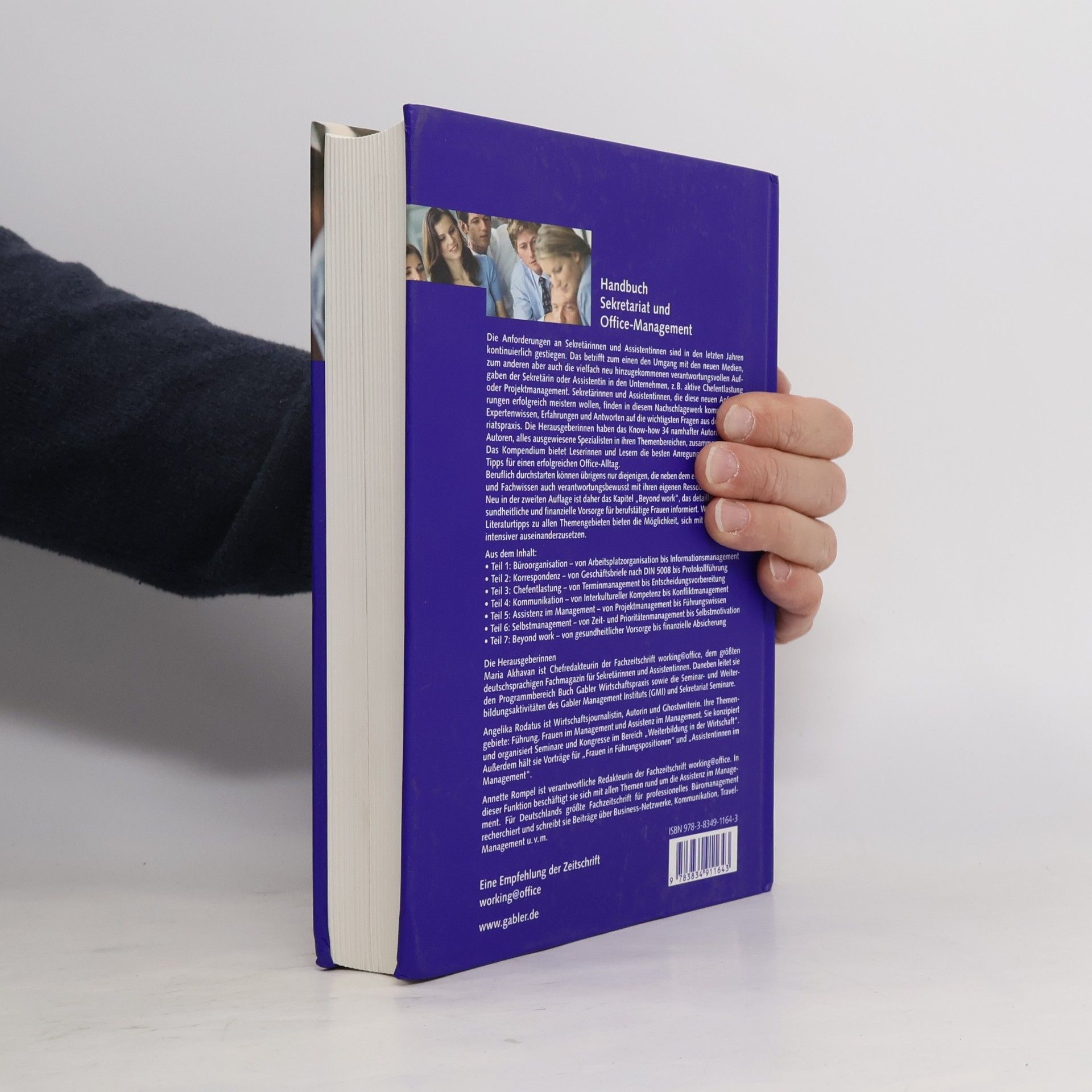 Maria Akhavan Hezavei Handbuch Sekretariat und Office Management