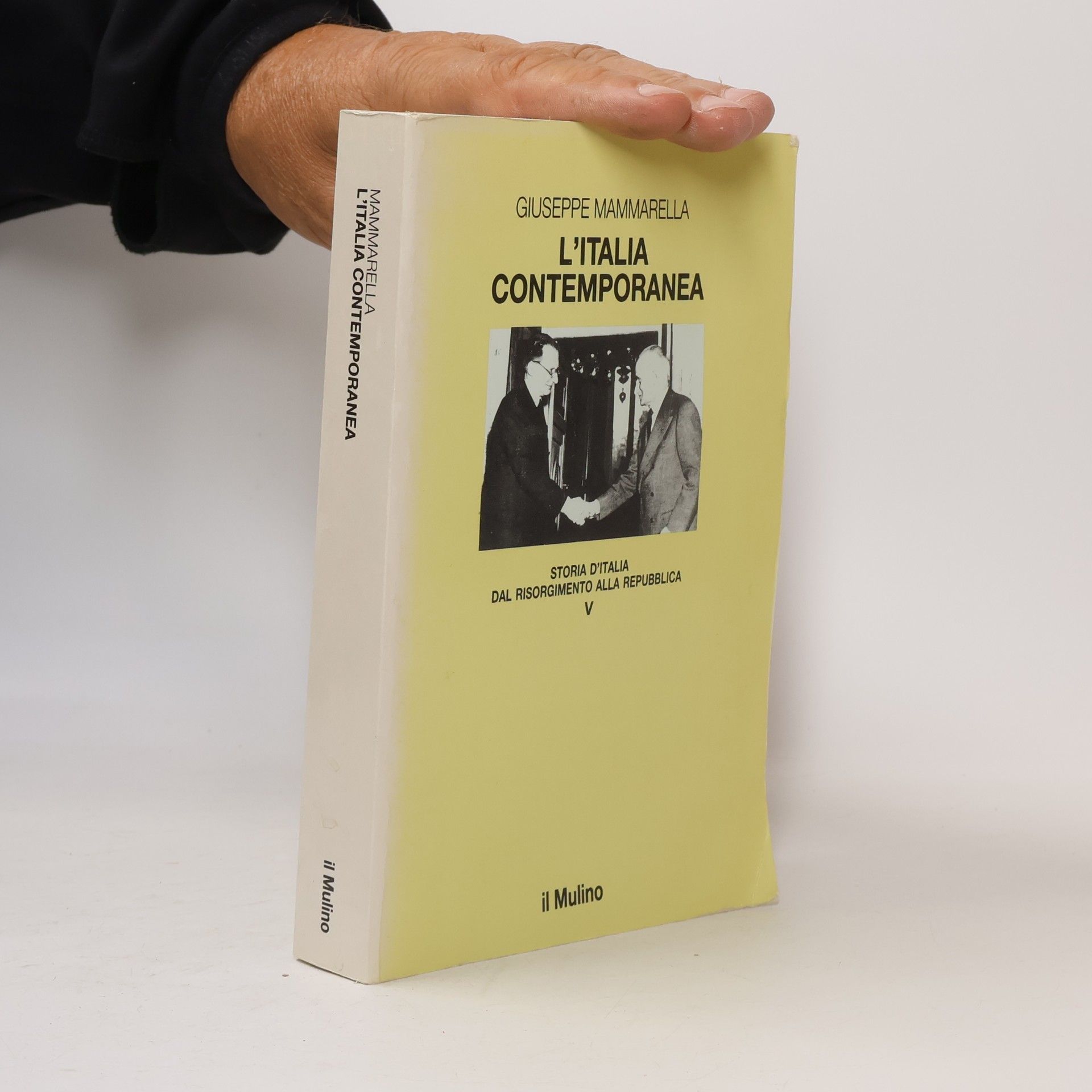 Giuseppe Mammarella L'Italia contemporanea