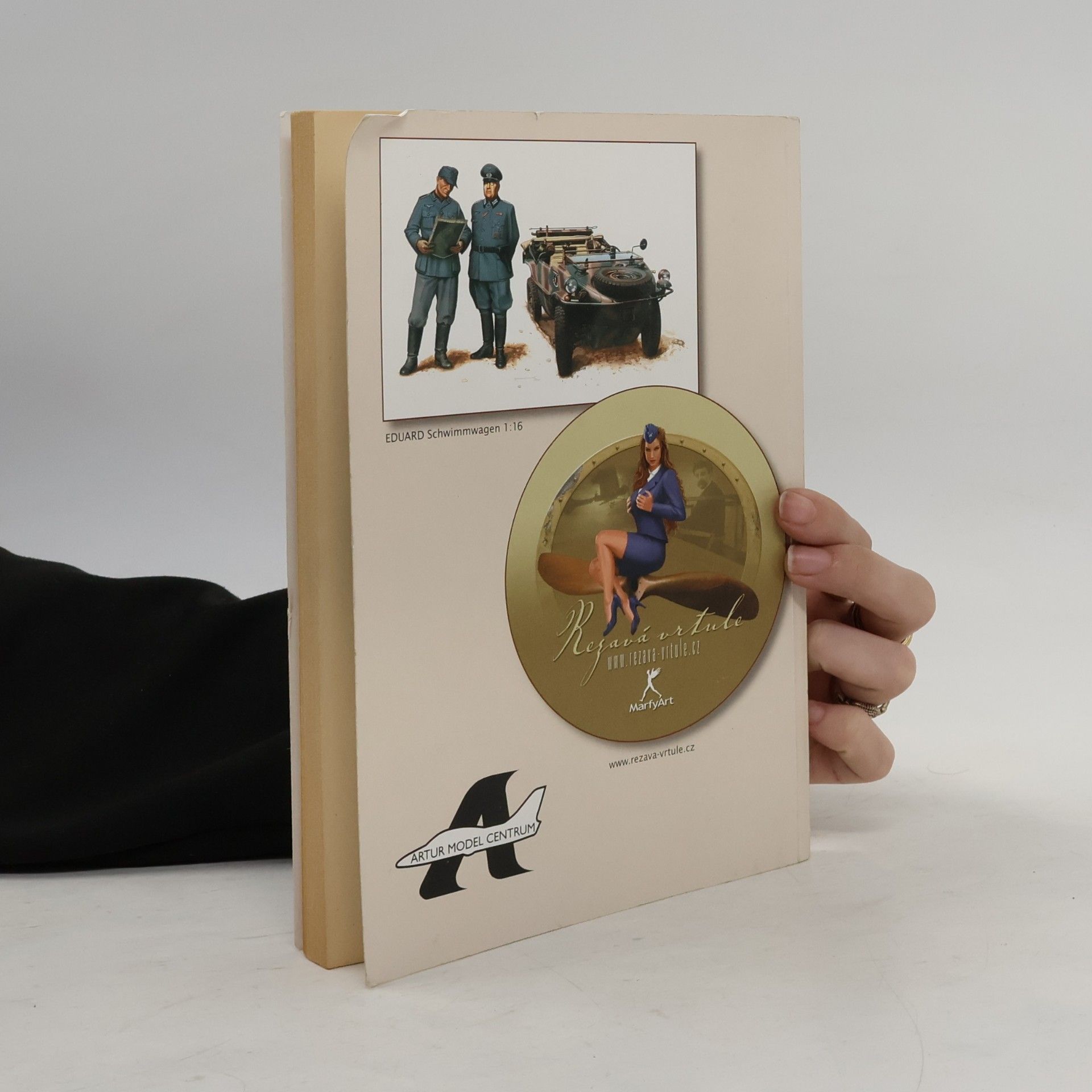 kolektiv Katalog 2004