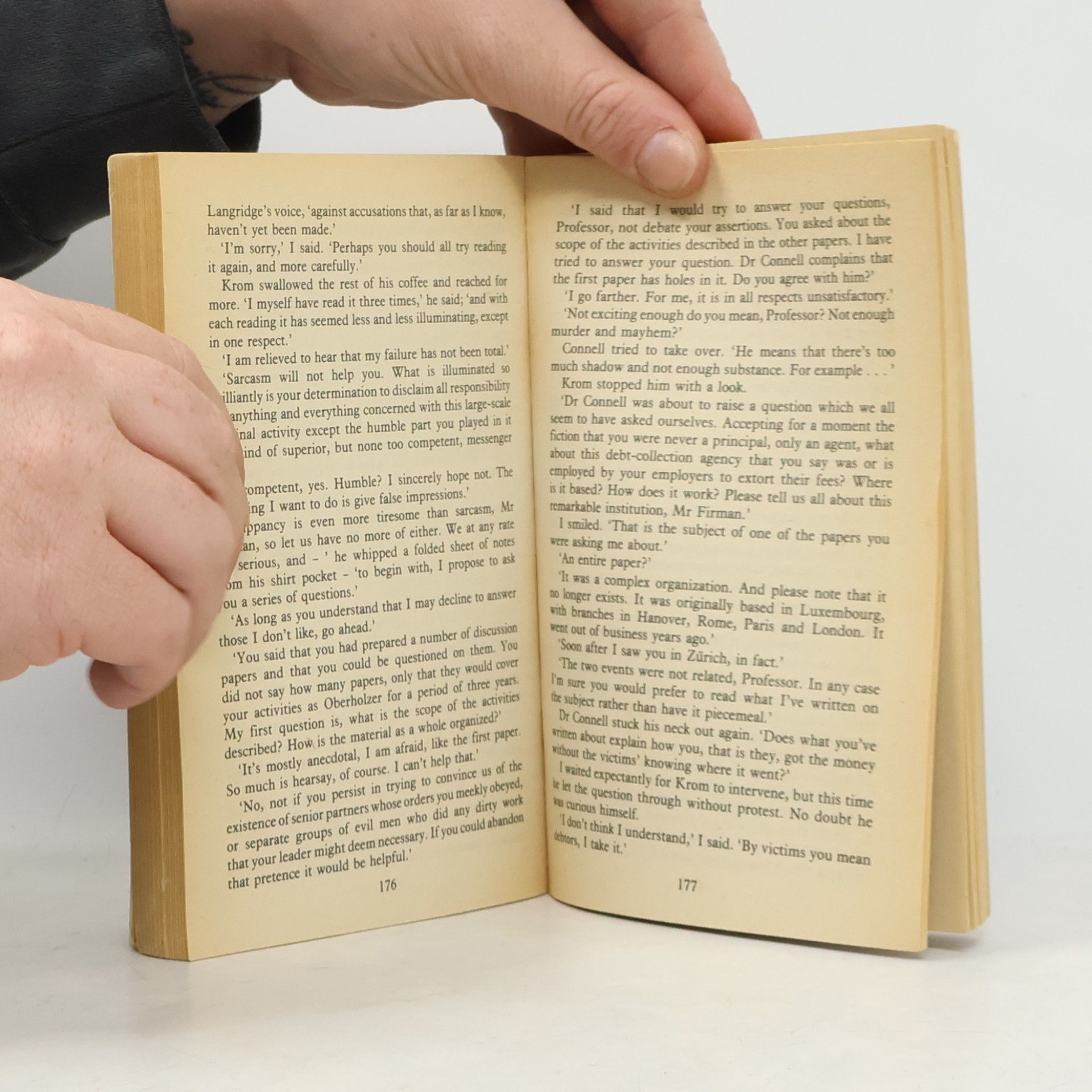 Eric Ambler Send No More Roses