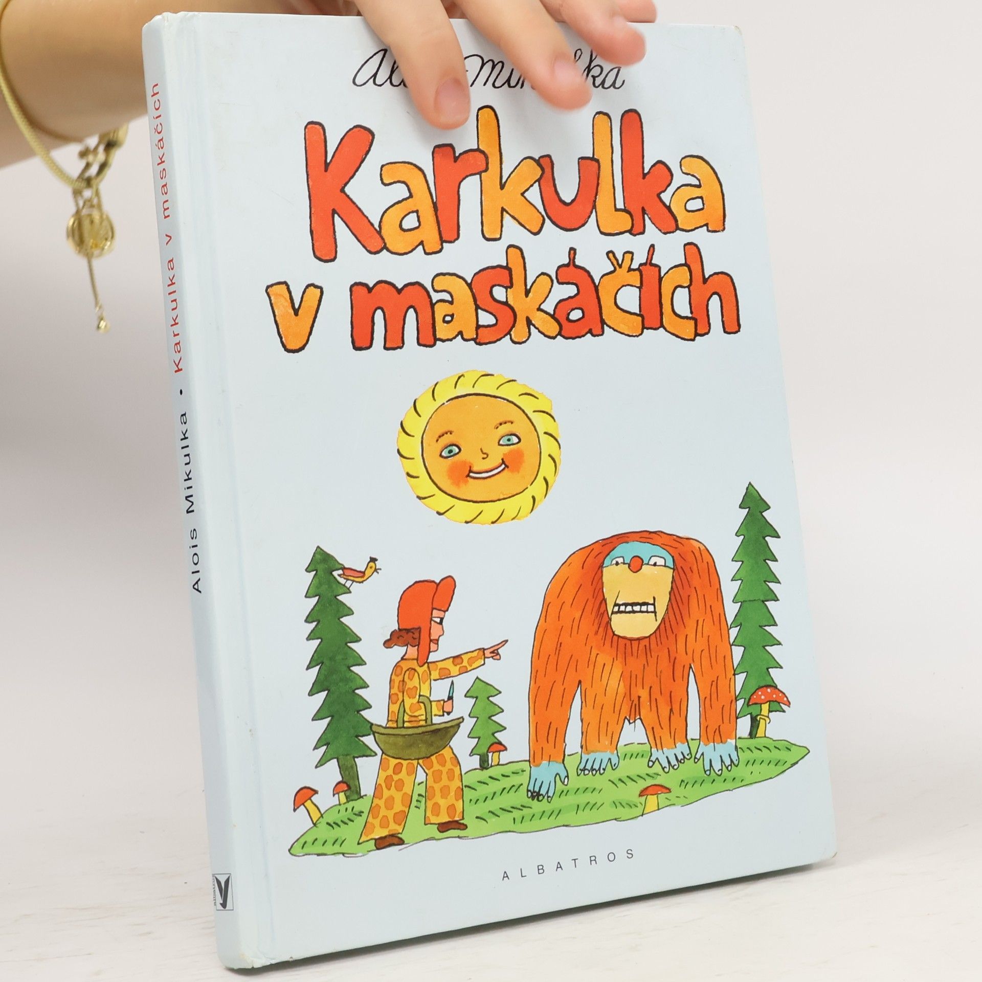 Karkulka v maskáčích