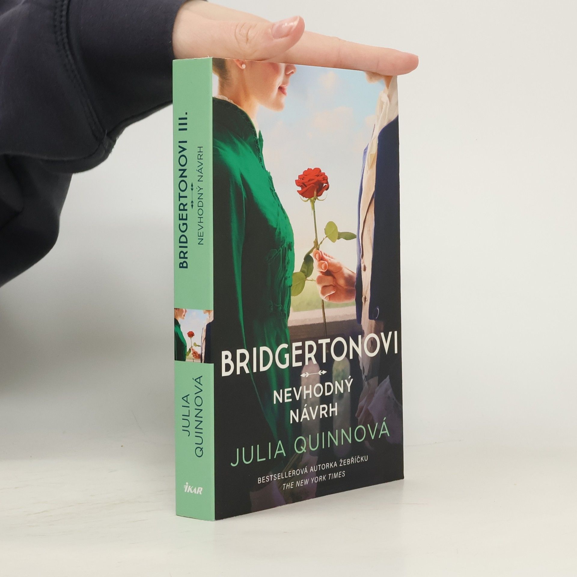 Julie Quinnová Bridgertonovi. Nevhodný návrh
