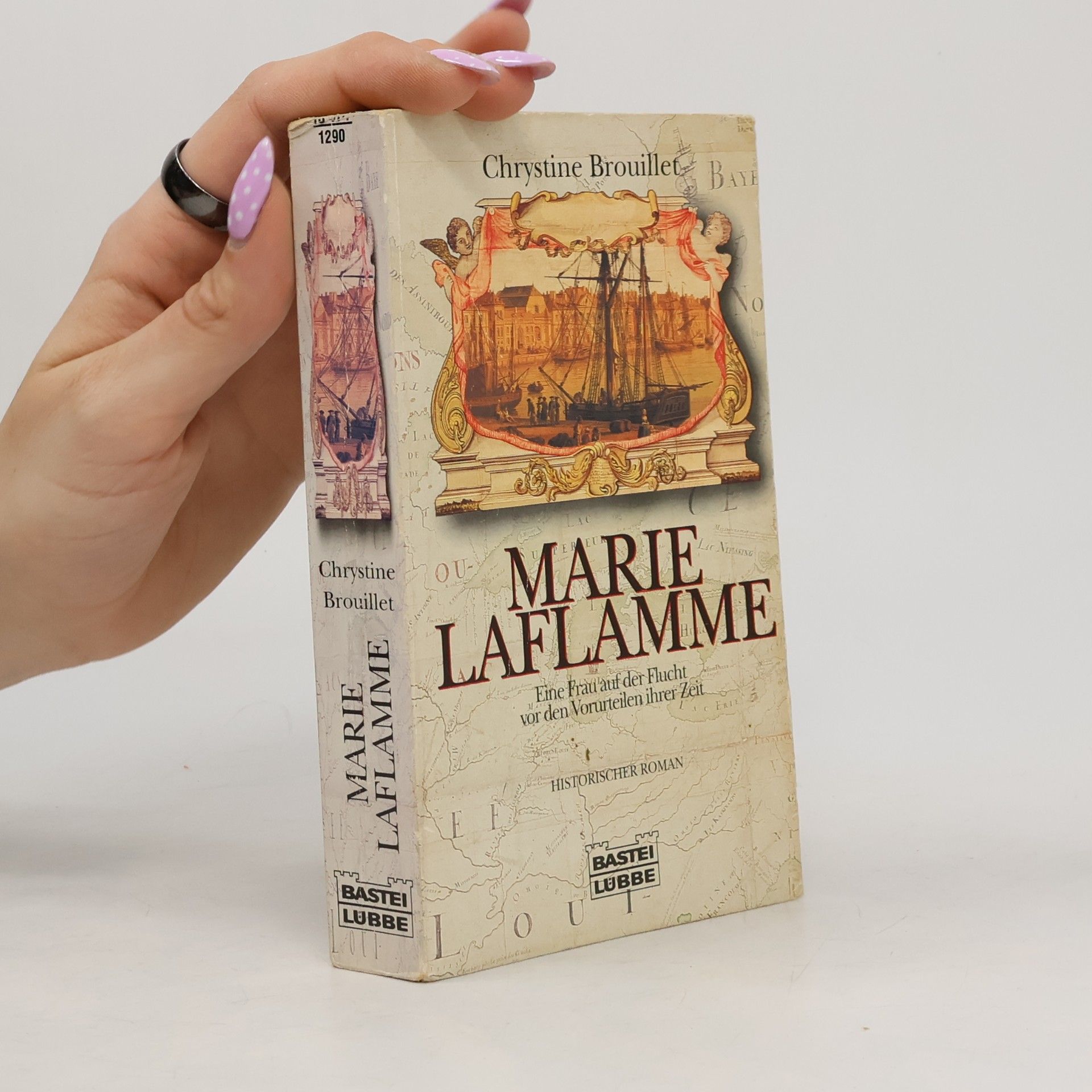 Chrystine Brouillet Marie LaFlamme