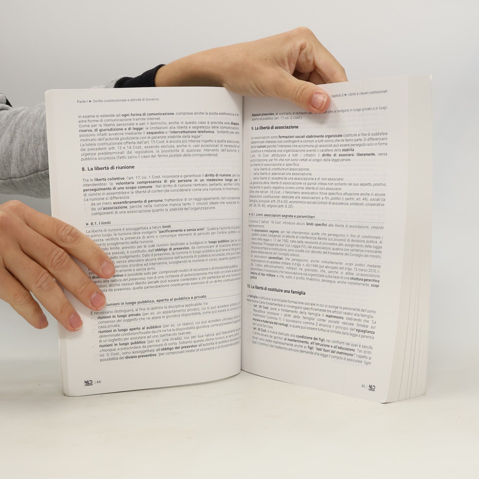 VV., AA. Concorso 32 specialisti Presidenza del Consiglio dei Ministri. 30 specialisti esperti di formazione comunicazione e sistemi di gestione manuale di teoria e quiz per la prova preselettiva