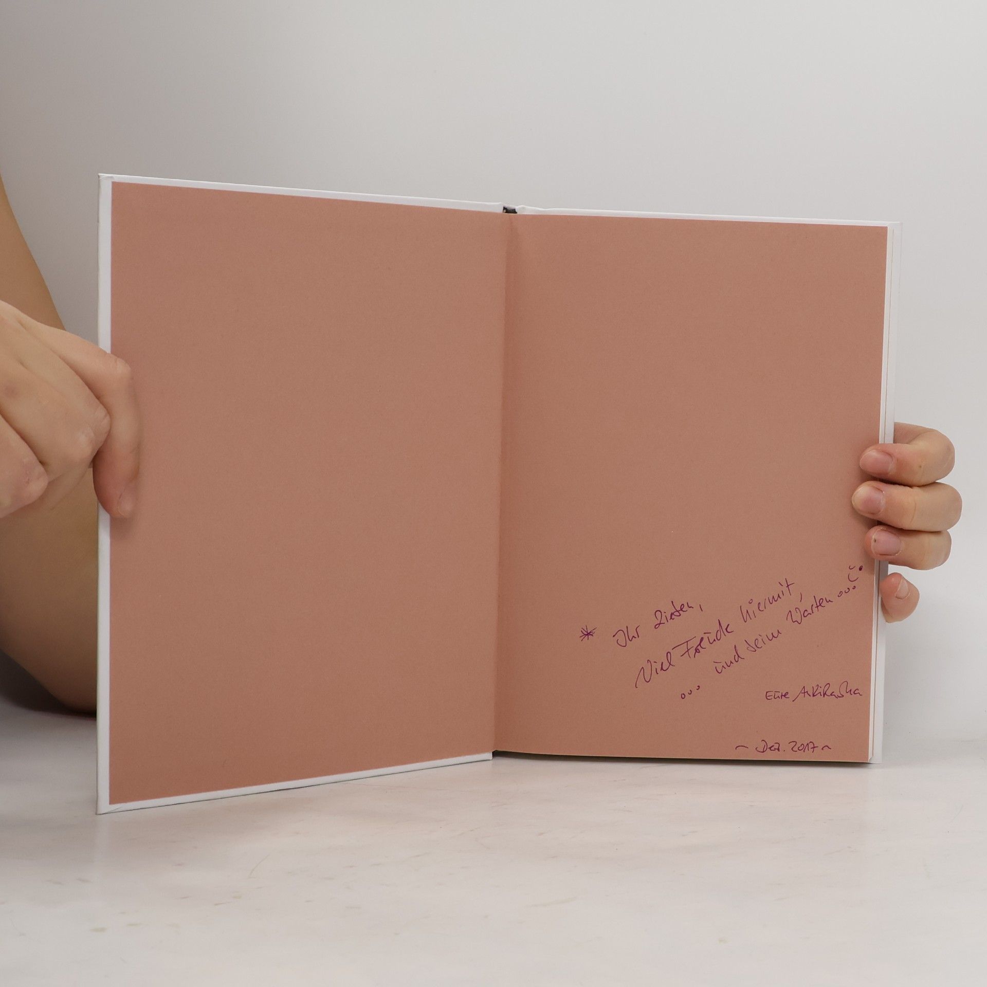 Judith Stoletzky Yoga while you wait
