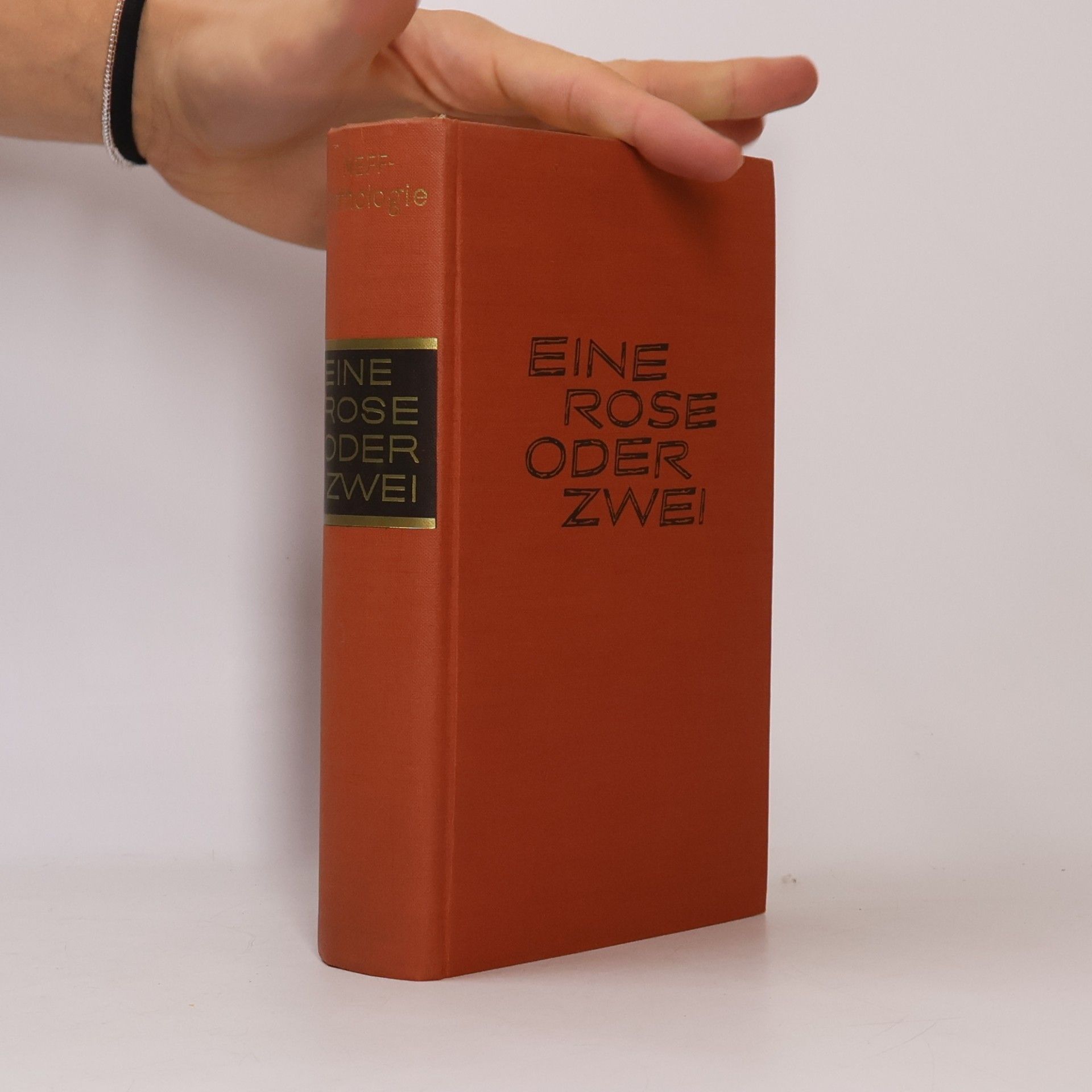 Joachim A. Frank Eine Rose oder zwei