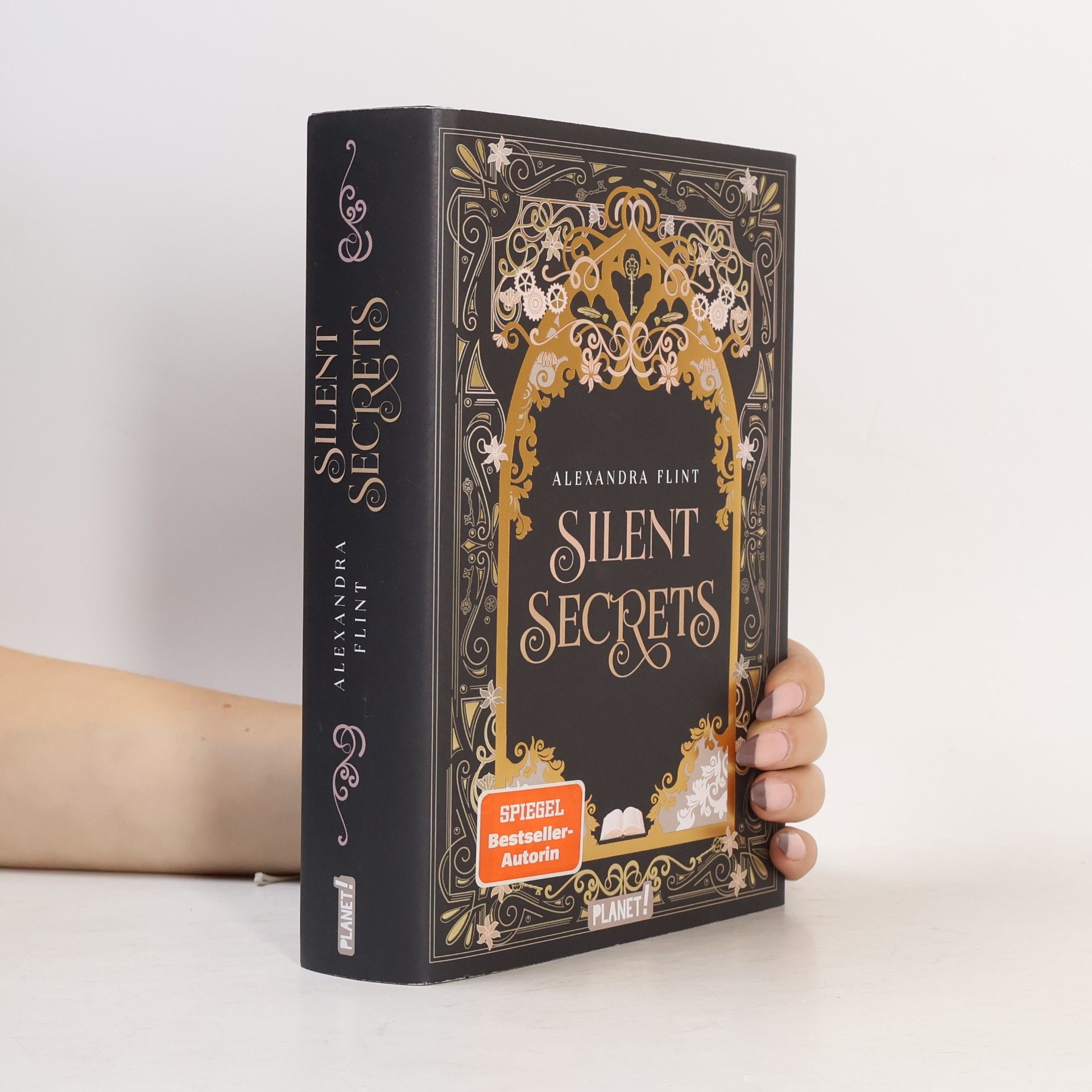 Alexandra Flint Mondia-Dilogie 1: Silent Secrets